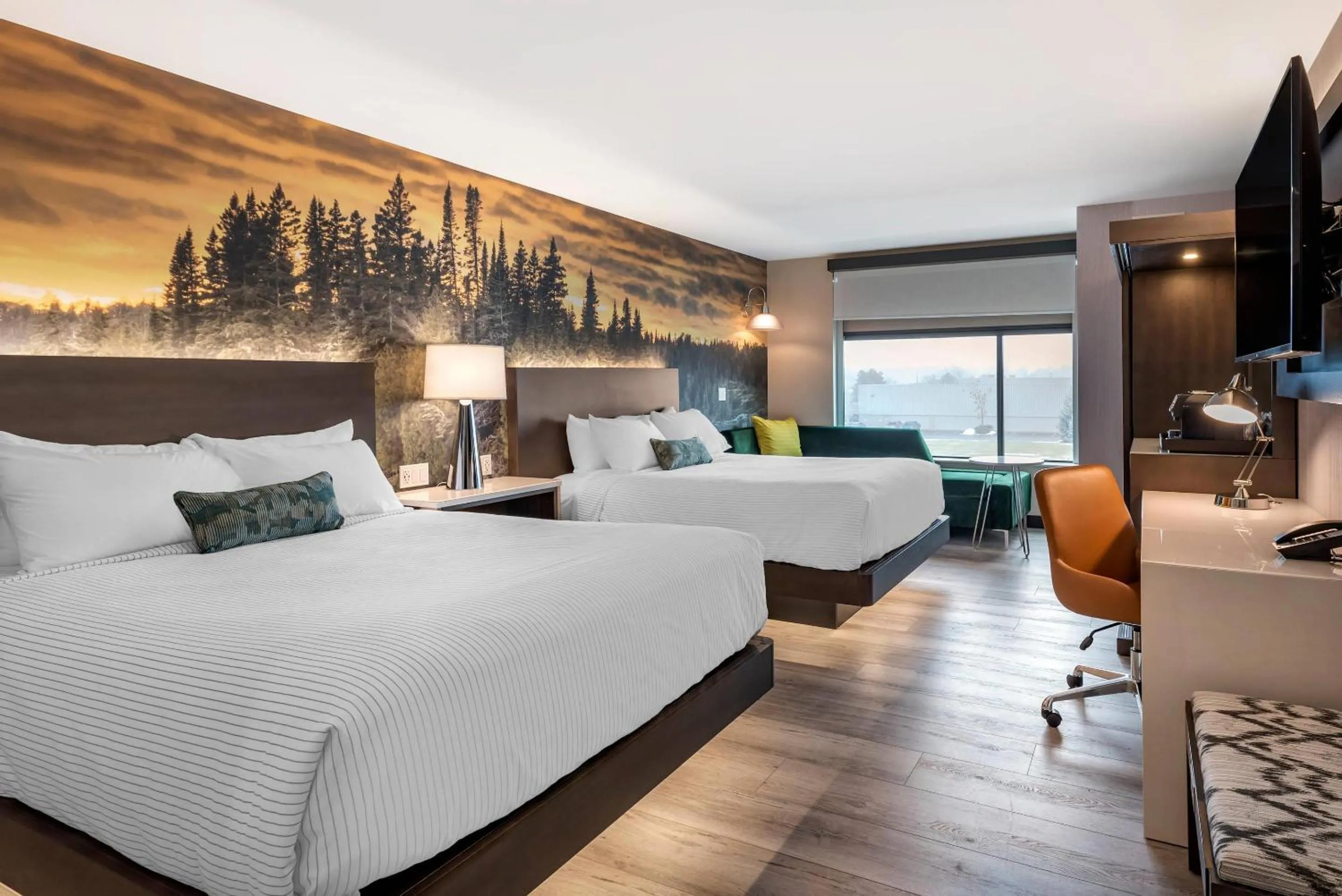 Bedroom, Bed in Cambria Hotel Shelby Township - Detroit Utica