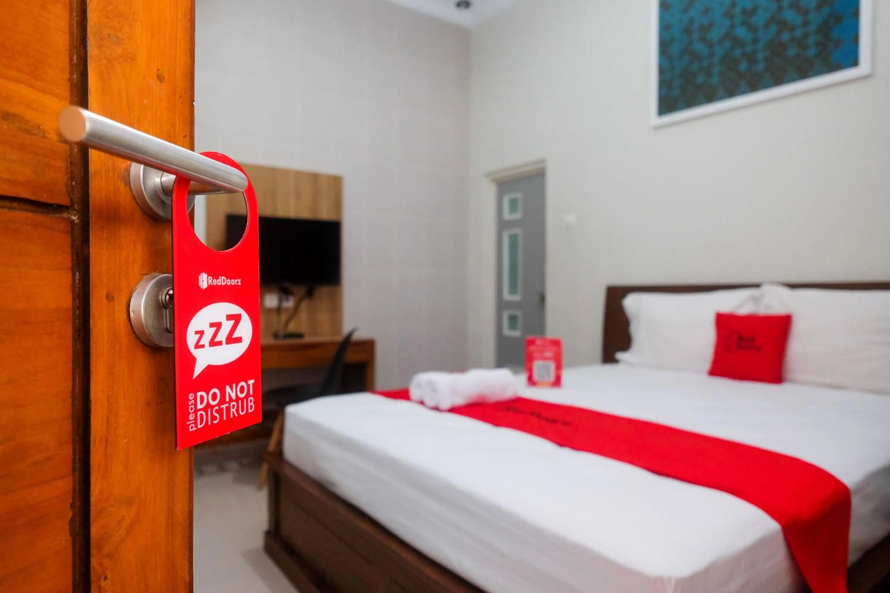 Bed in RedDoorz Syariah near Pascasarjana UGM 3