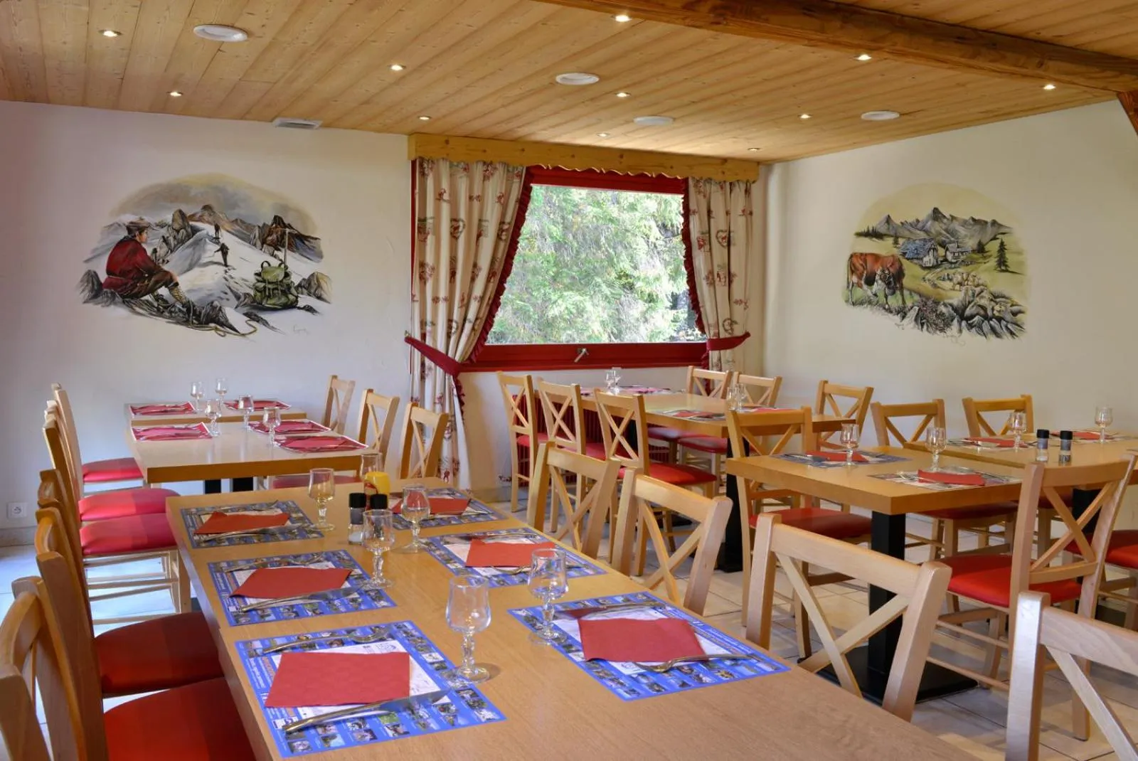 Restaurant/places to eat in Auberge de la Dranse