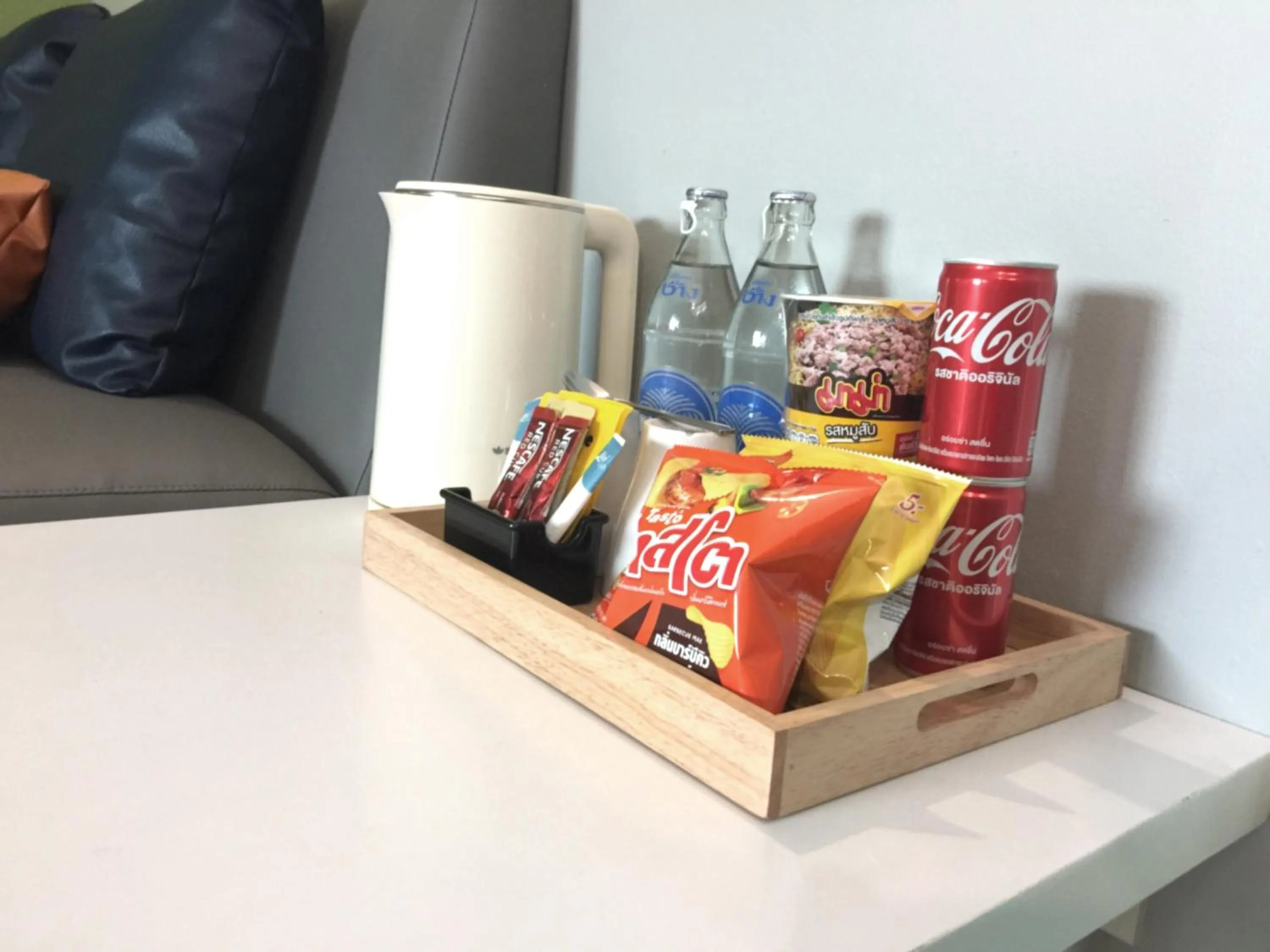 Food and drinks in Fullroom 77 Srinakarin