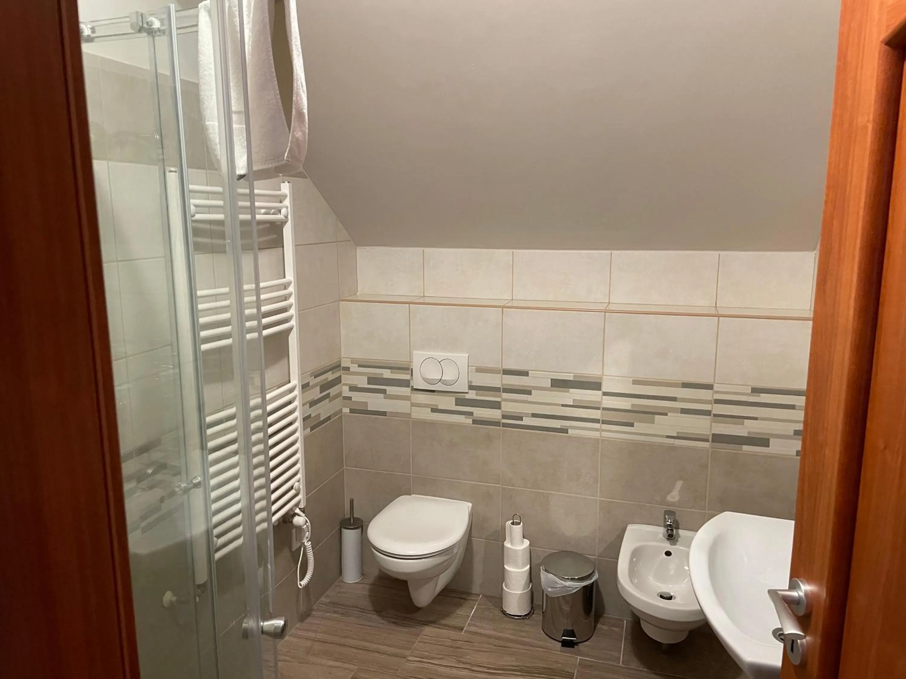 Bathroom in Mayer Pince Panzió