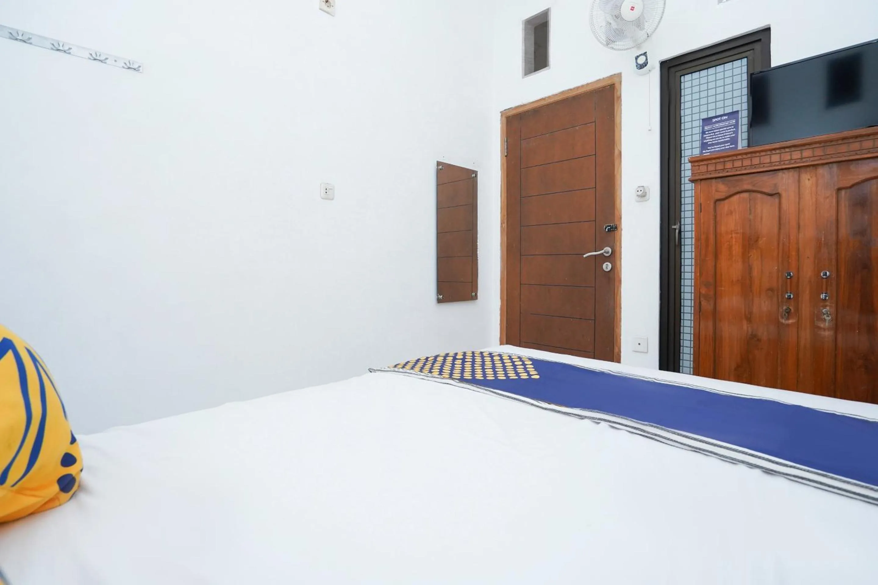 Bedroom, Bed in Hotel O Berkah Residence Syariah