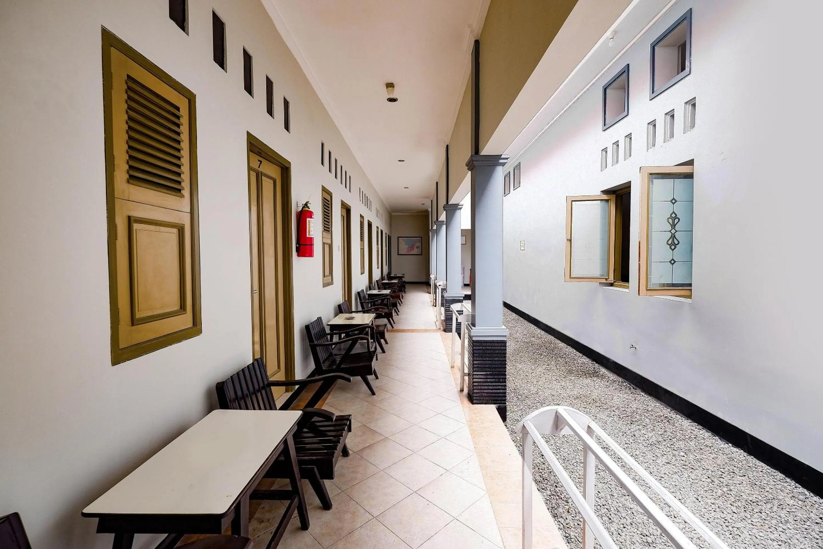 Lobby or reception in Super OYO 2436 Hotel Kencana