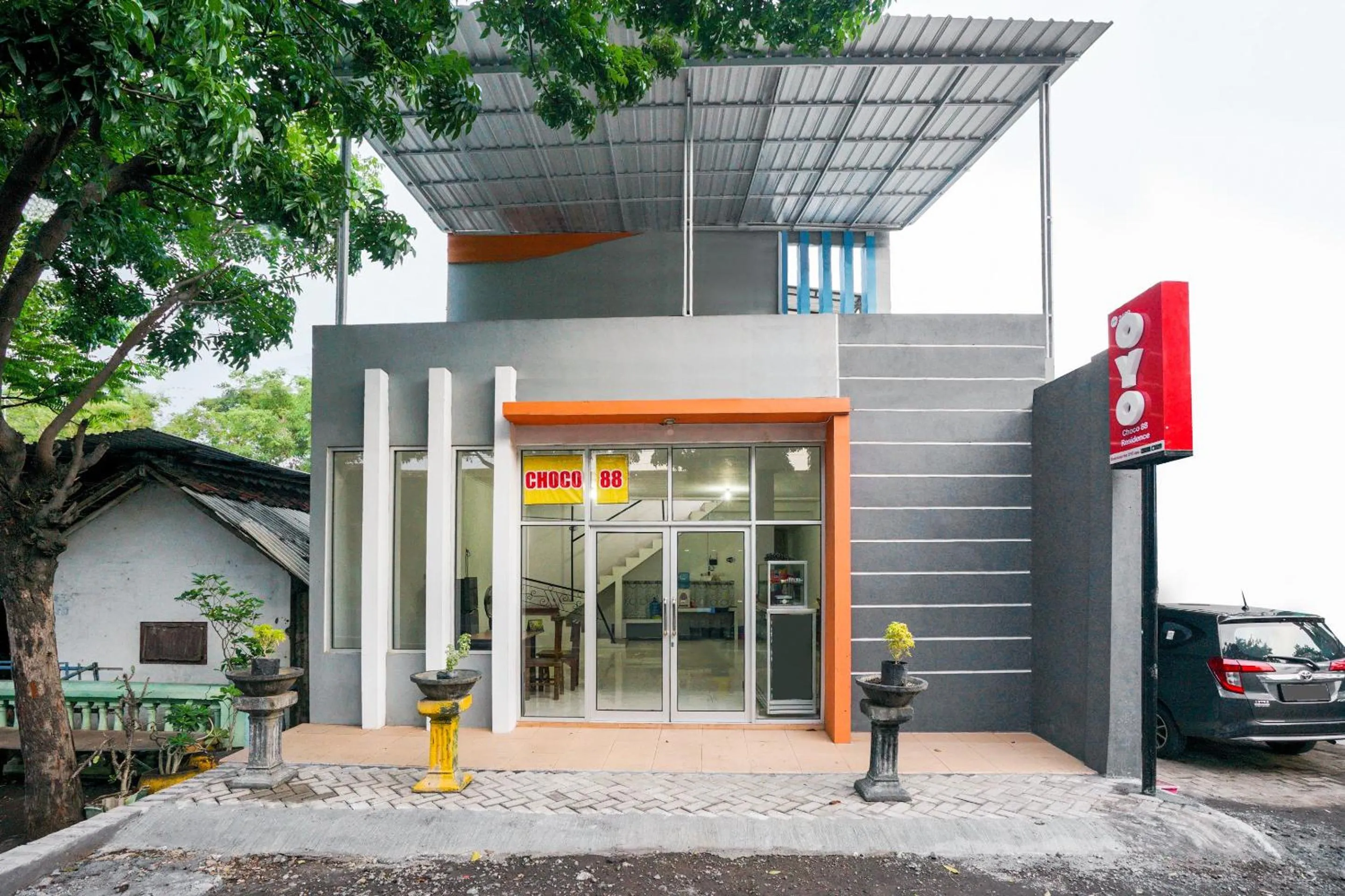 Facade/entrance in Hotel O Choco 88 Residence