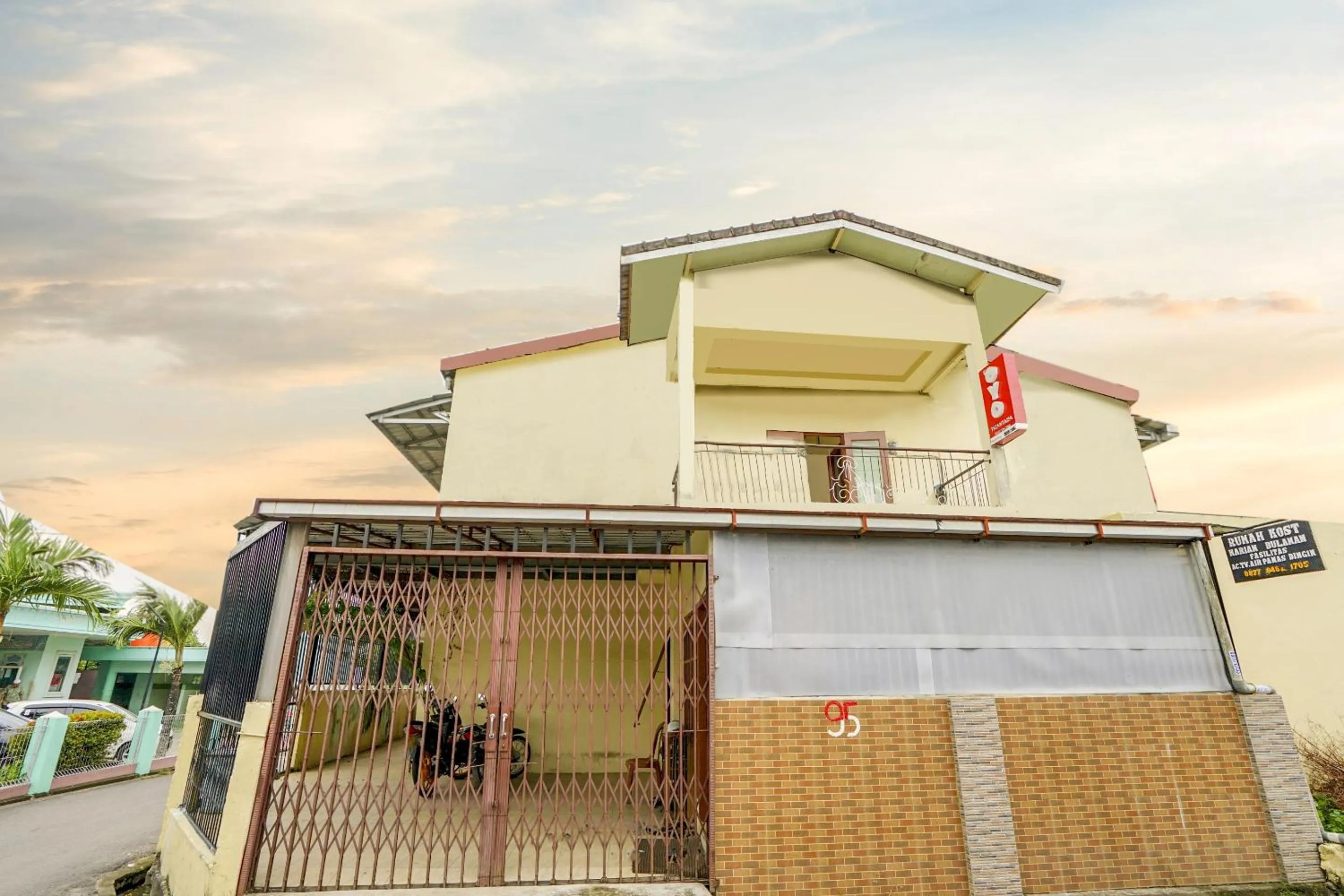 Facade/entrance in OYO Life 2502 Syariah Triantama Kost