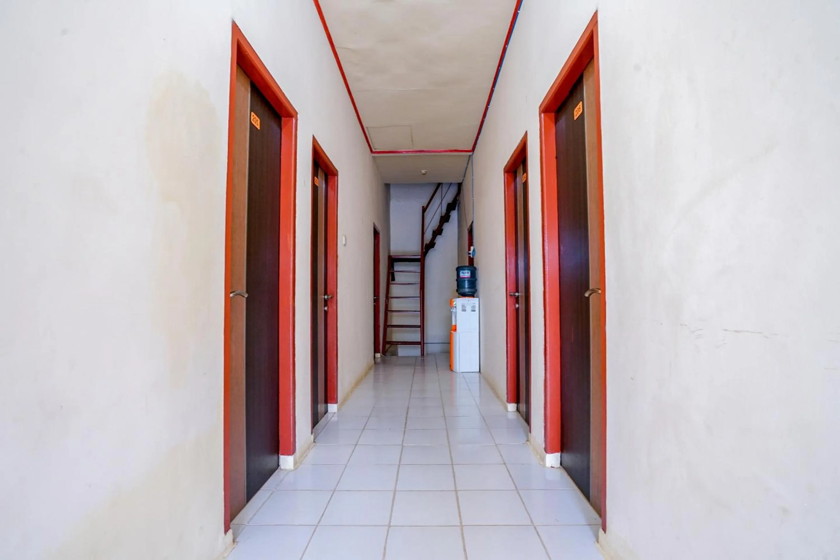 Lobby or reception in OYO Life 2502 Syariah Triantama Kost