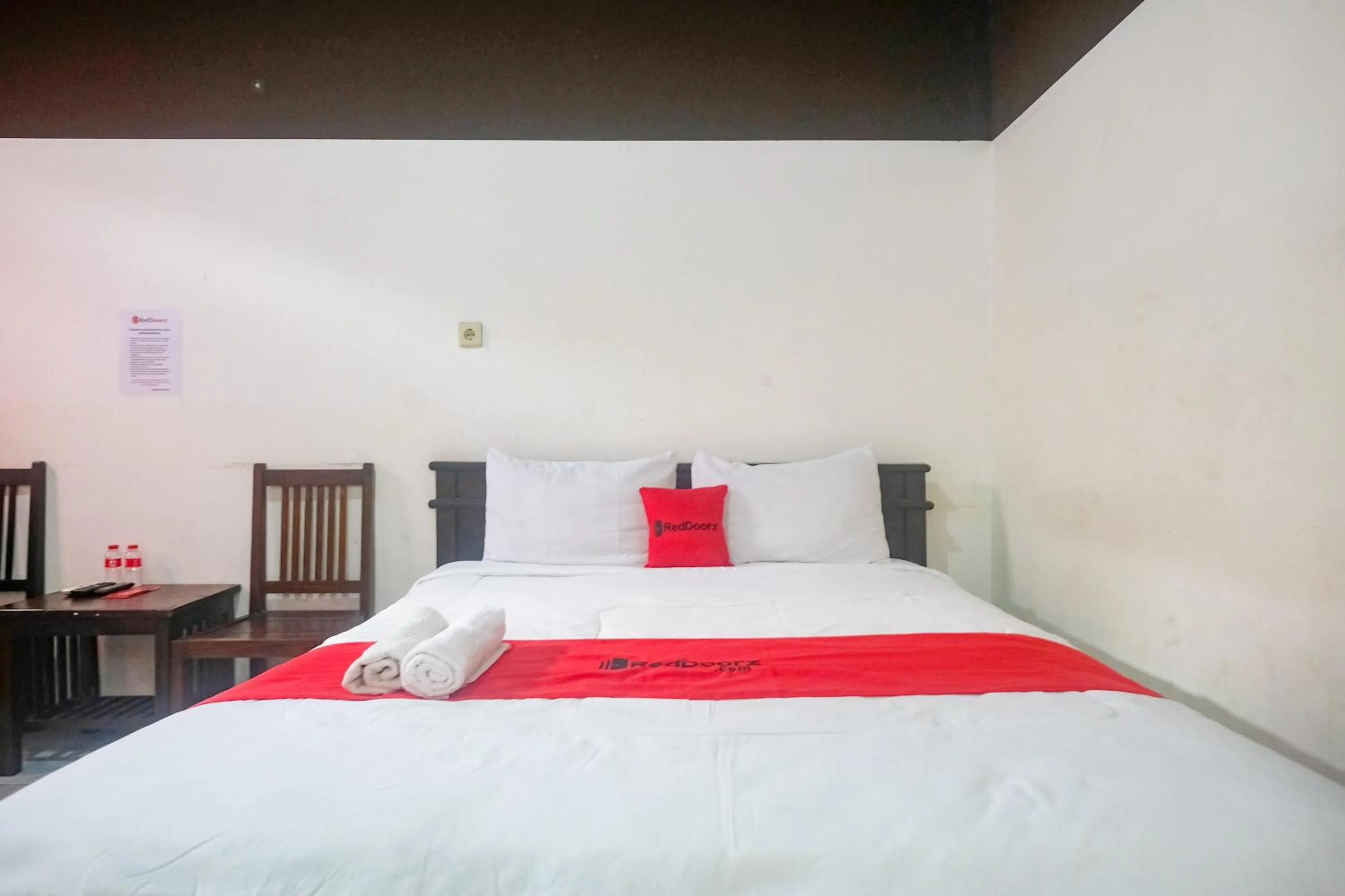 Bedroom, Bed in RedDoorz at Mayang Garini 2 Borobudur