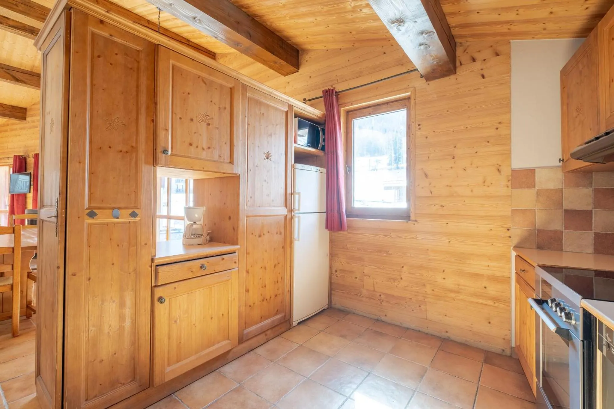 kitchen in Résidence Les Balcons de Val Cenis Village
