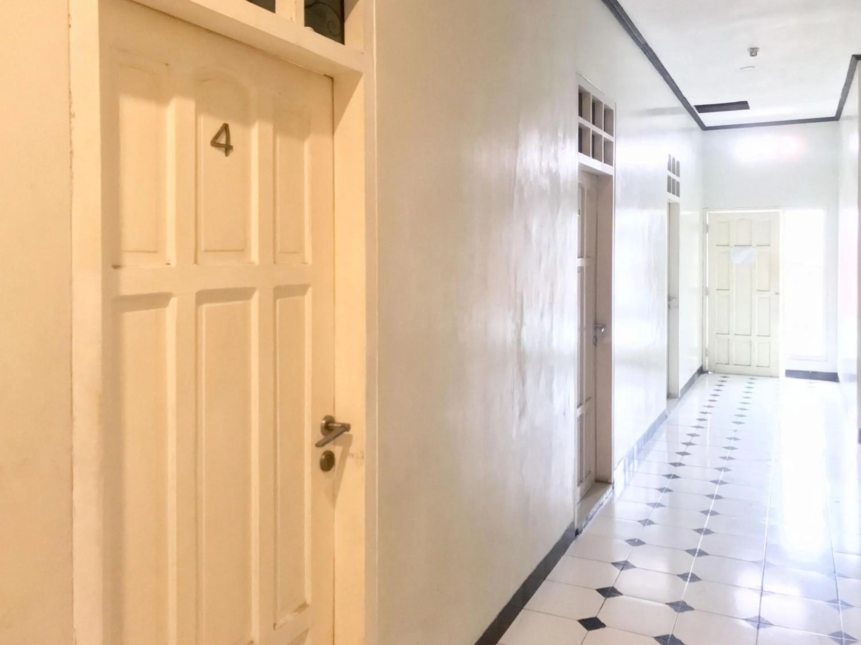 Property building in Gangnam Style Residence Mitra RedDoorz near MERR Surabaya