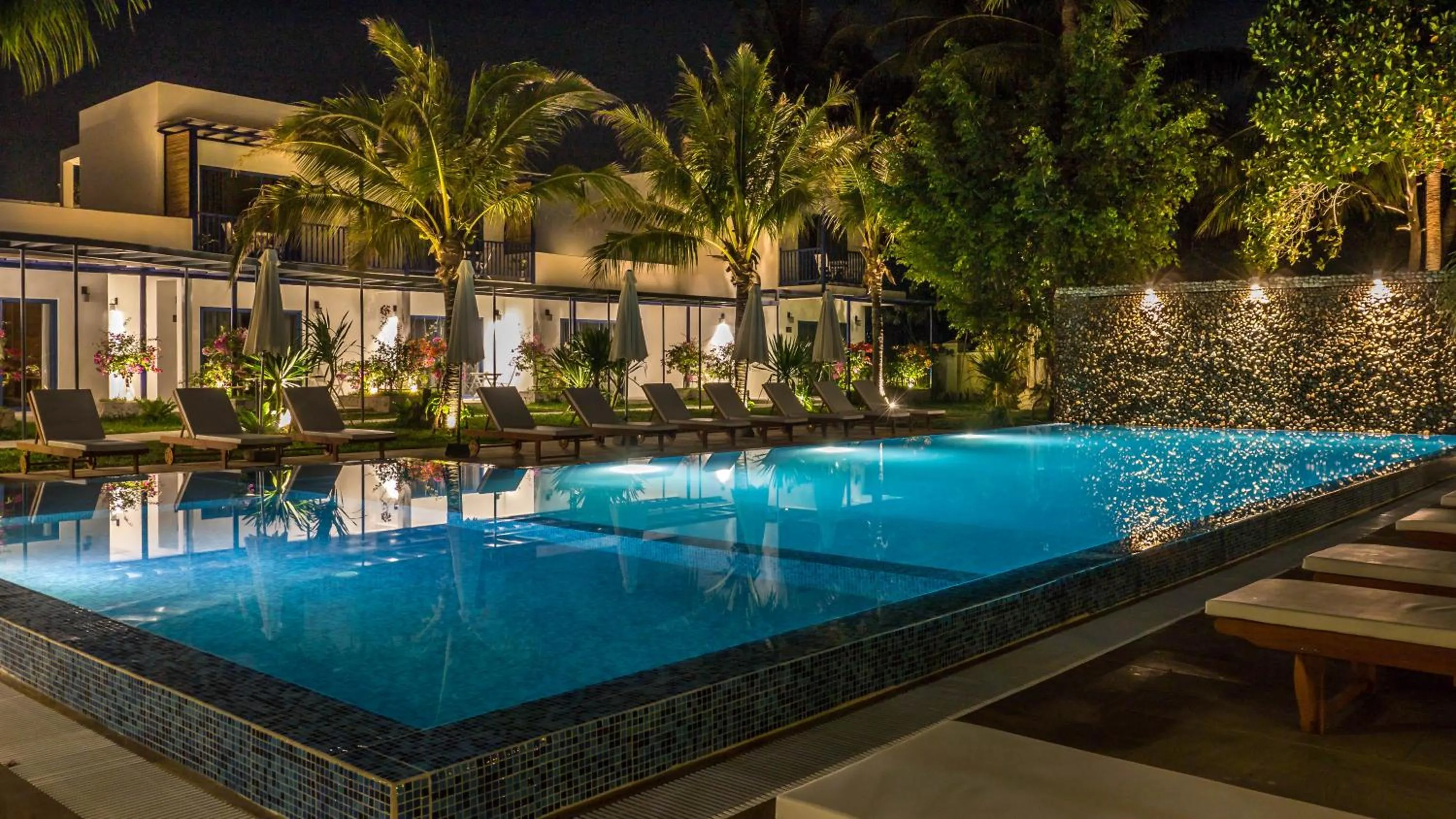 Swimming pool in The B Resort