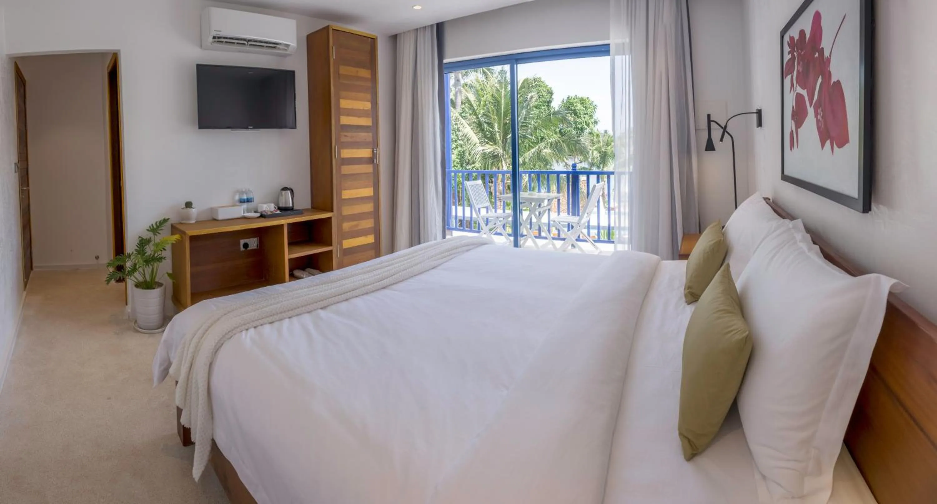 Bedroom, Bed in The B Resort