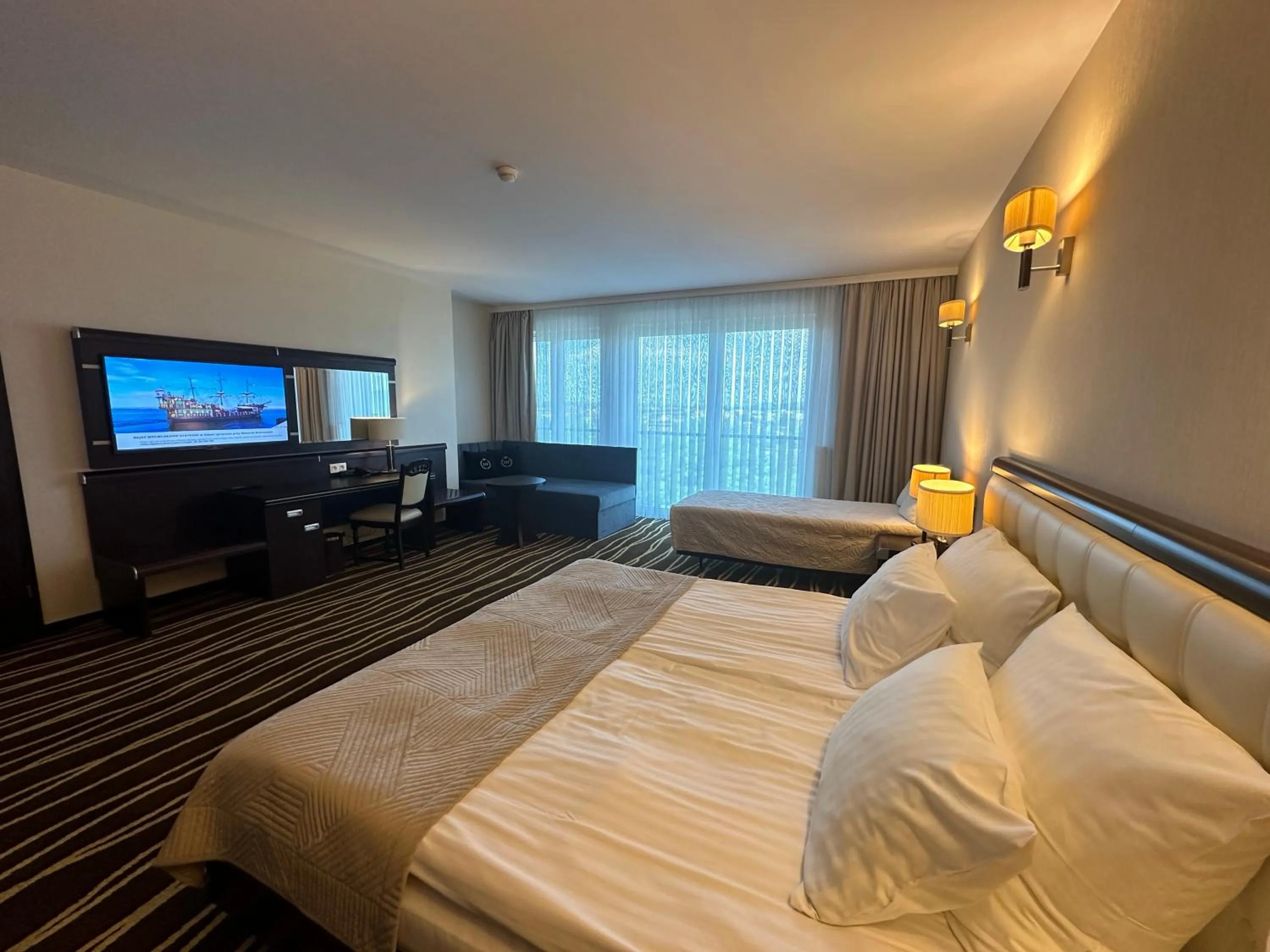 Photo of the whole room, Bed in Hotel Business Faltom Gdynia