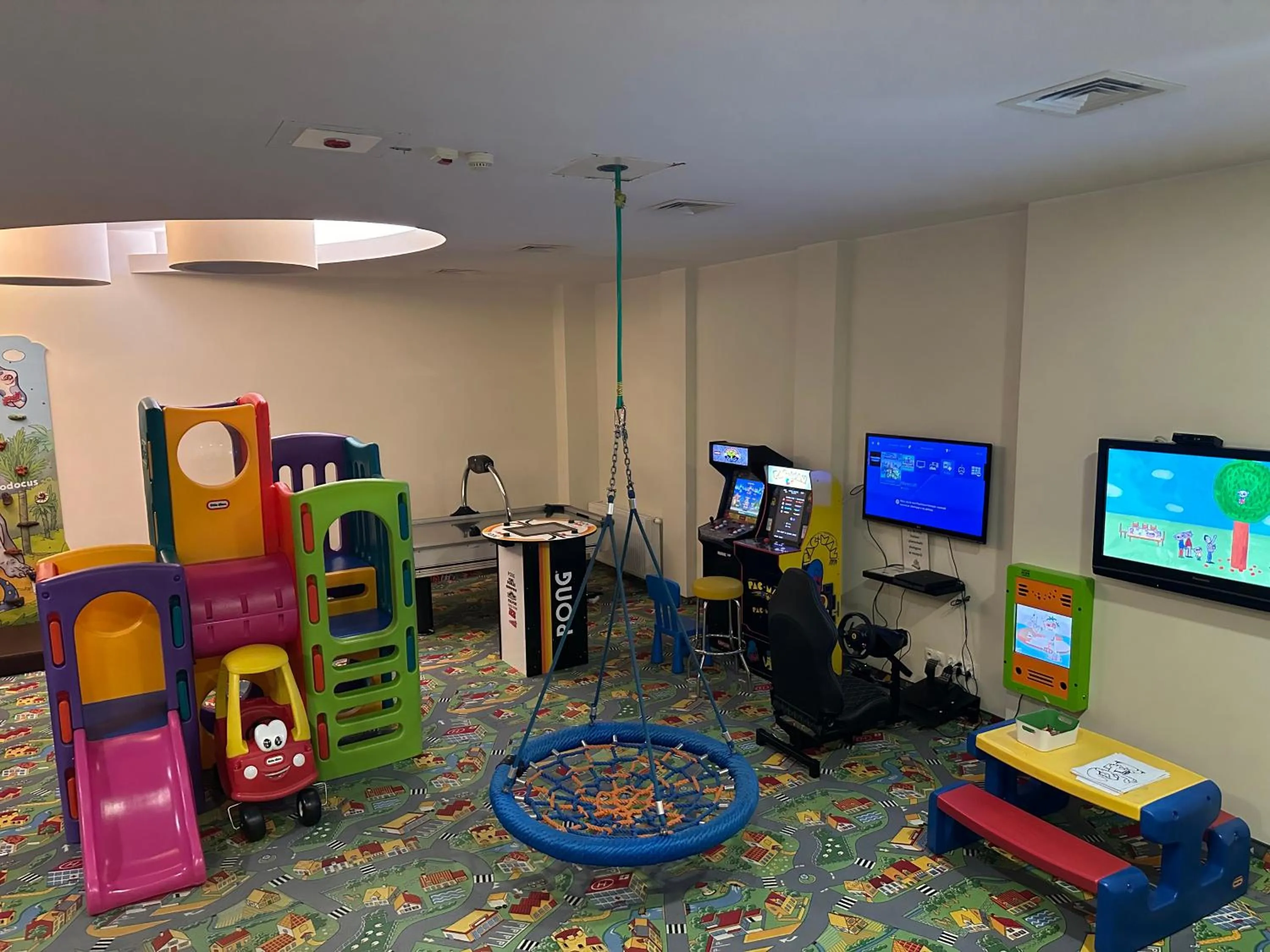 Children play ground in Hotel Business Faltom Gdynia