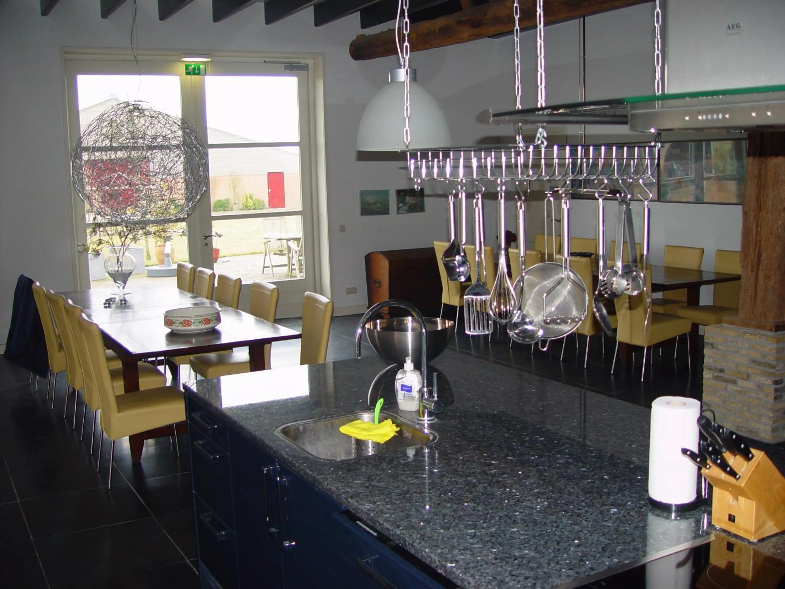 Restaurant/places to eat in Piaam State