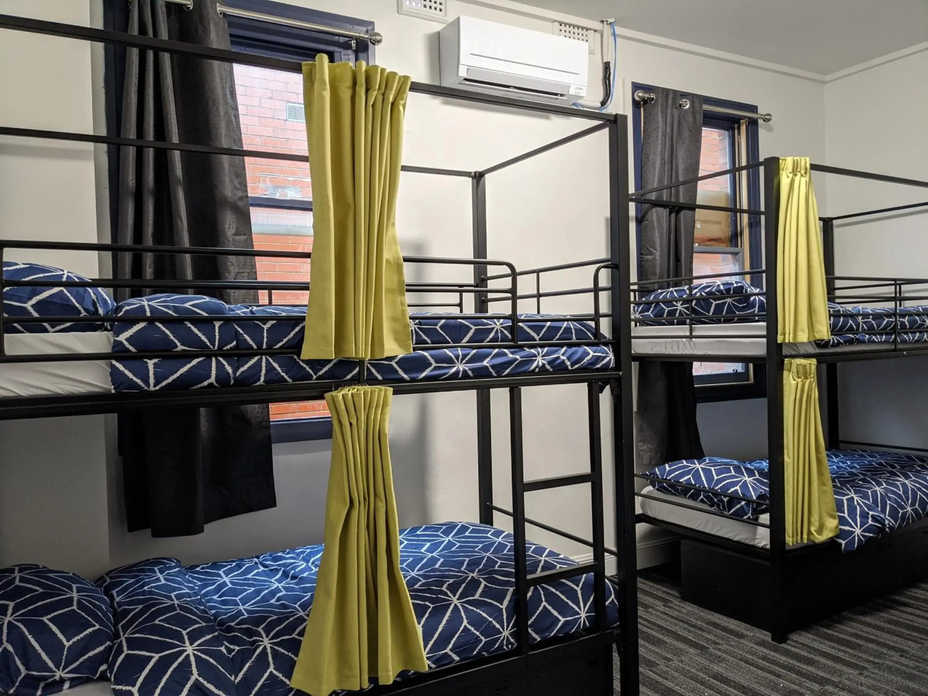 Bed in 6-Bed Female Dormitory Room in Queen Victoria Hostel Bed in 6-Bed Female Dormitory Room in Queen Victoria Hostel