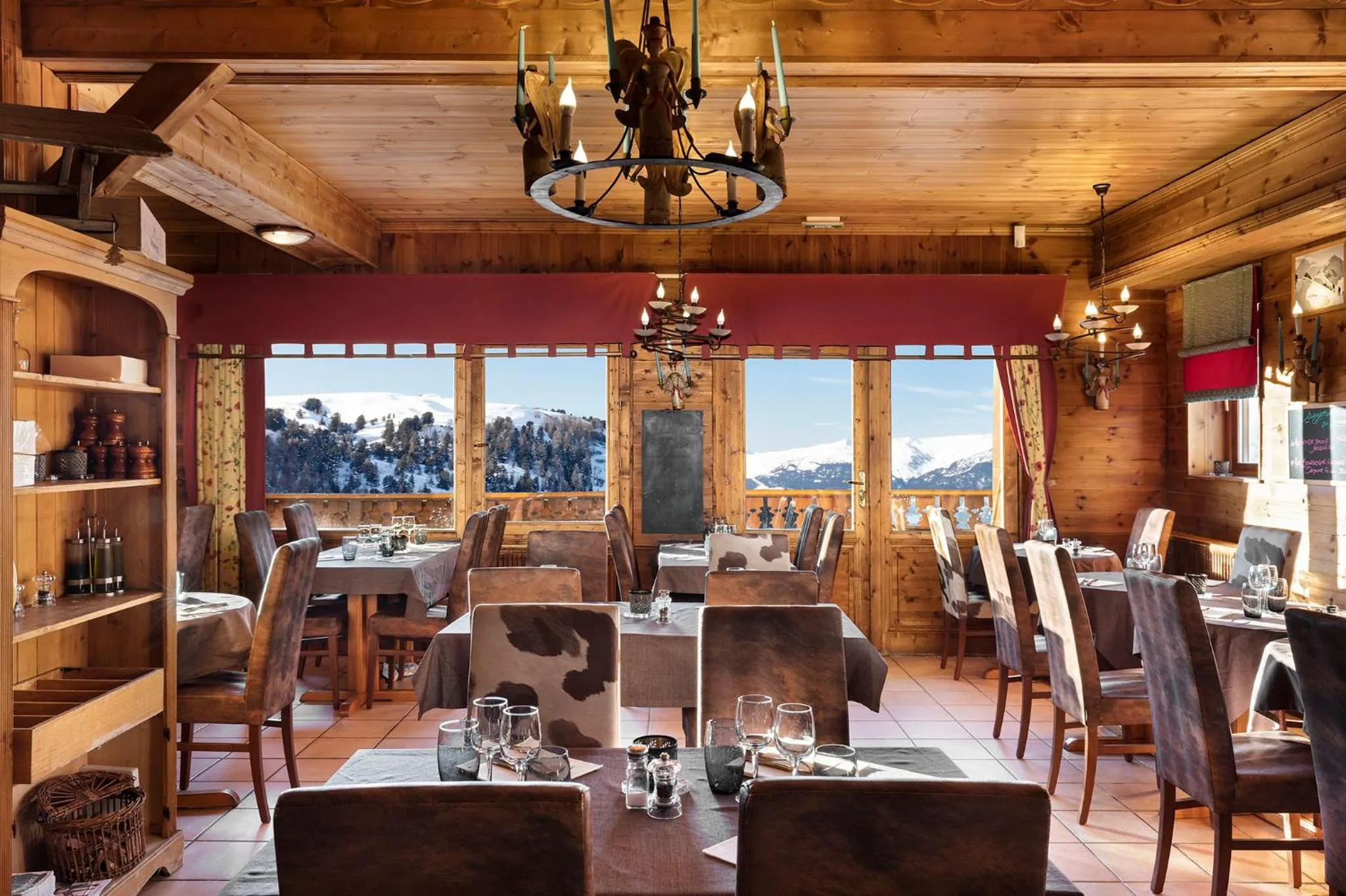 Restaurant/places to eat in Hôtel Les Balcons Village