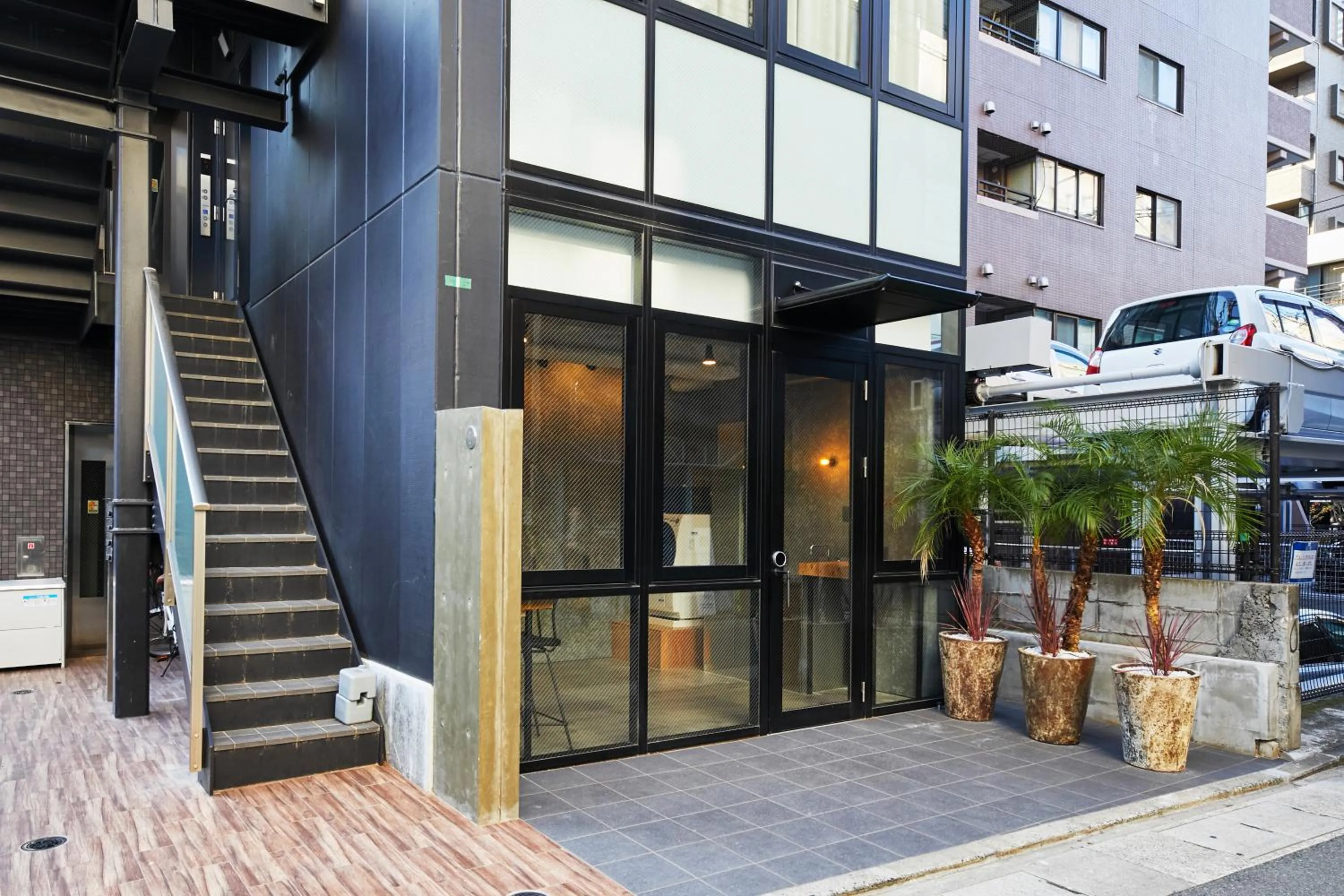 Facade/entrance in mizuka Daimyo 7 - unmanned hotel -