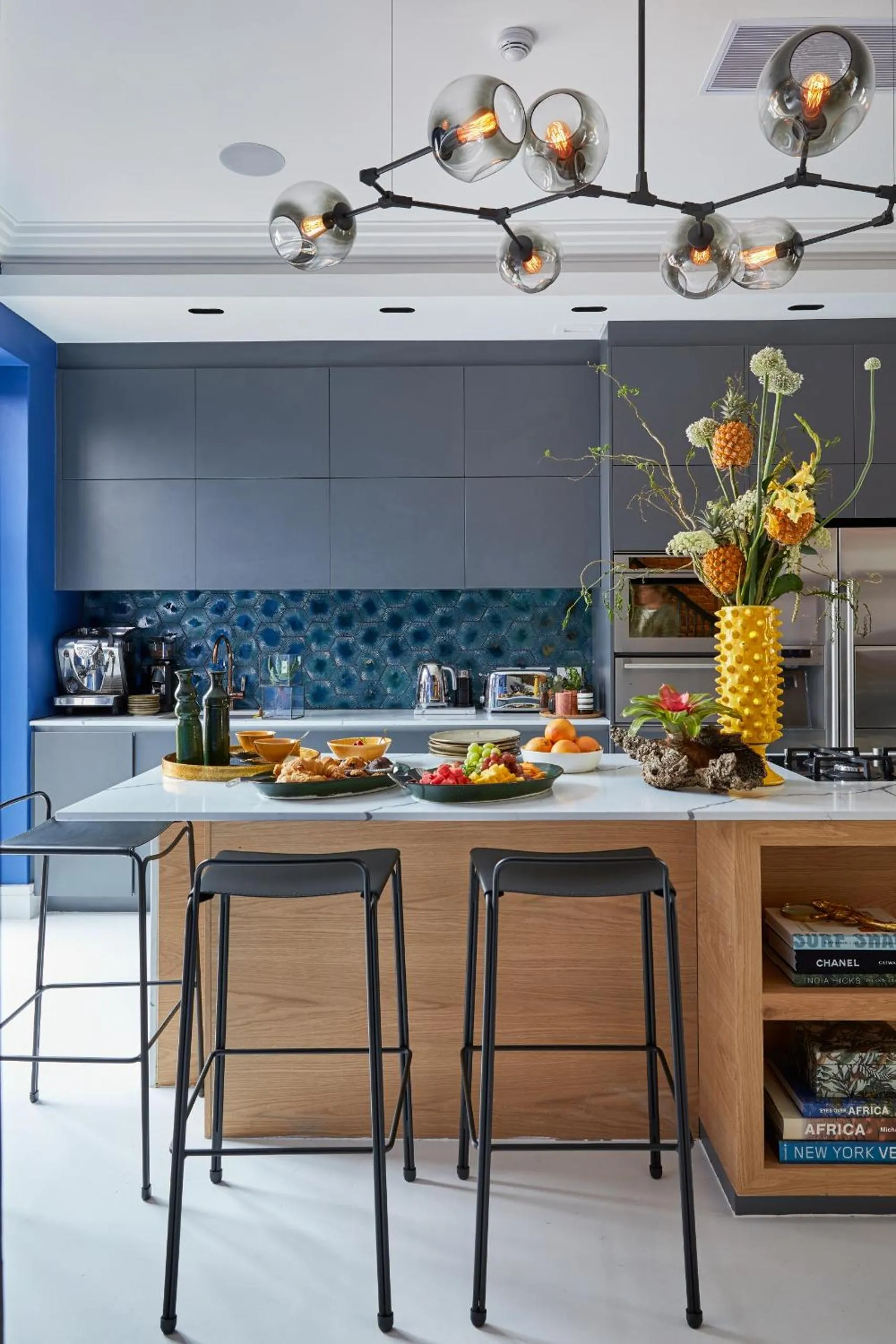 Restaurant/places to eat in Pineapple House Boutique Hotel