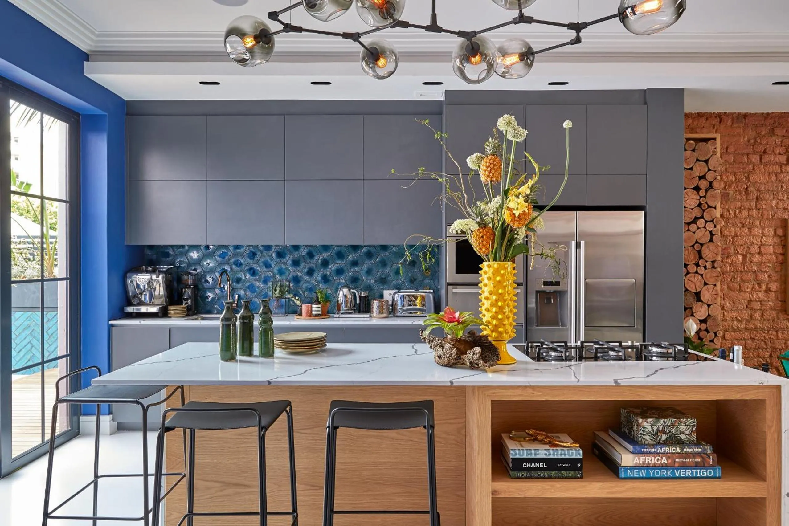 Kitchen or kitchenette in Pineapple House Boutique Hotel