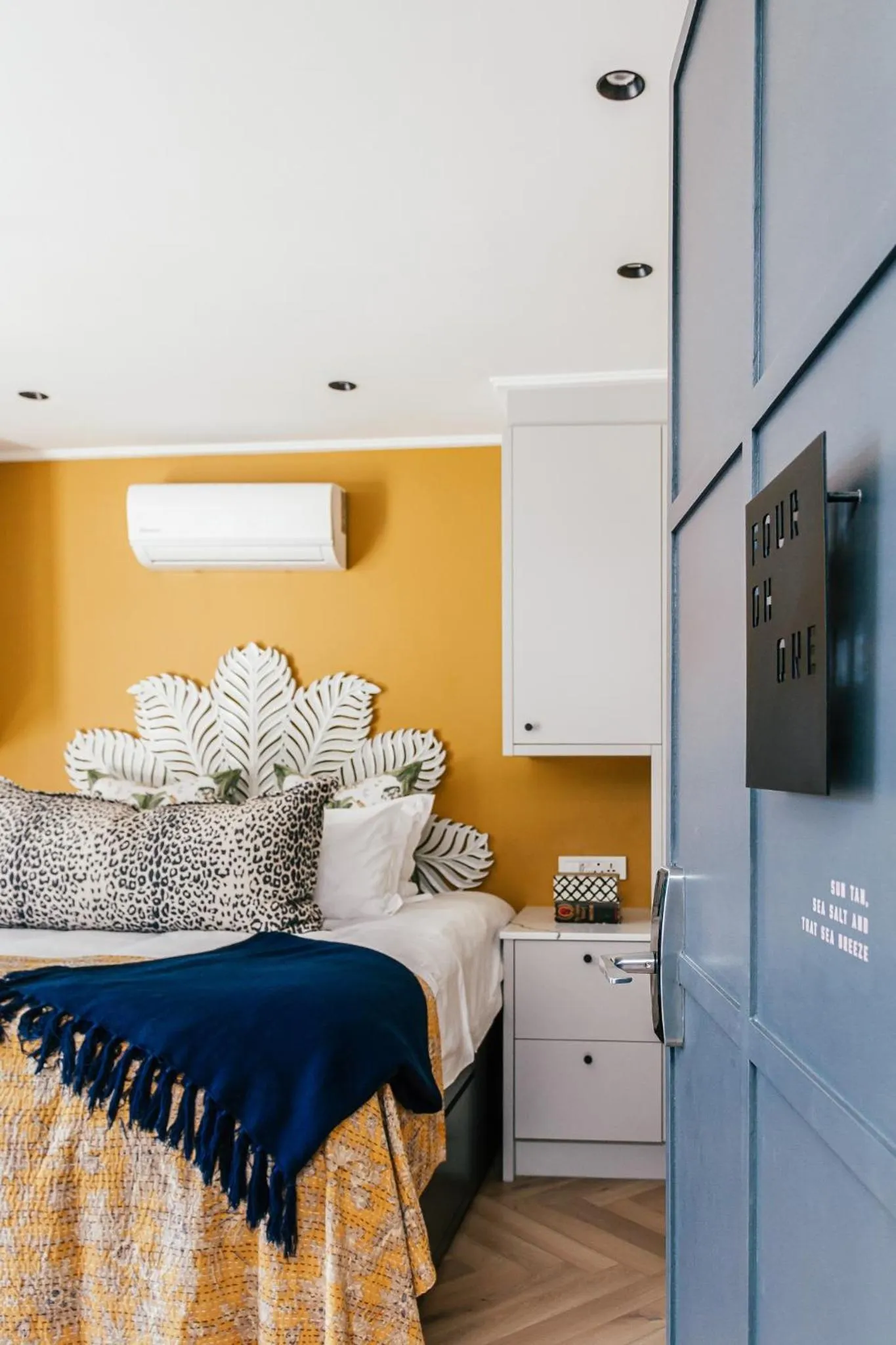 Bed in Pineapple House Boutique Hotel