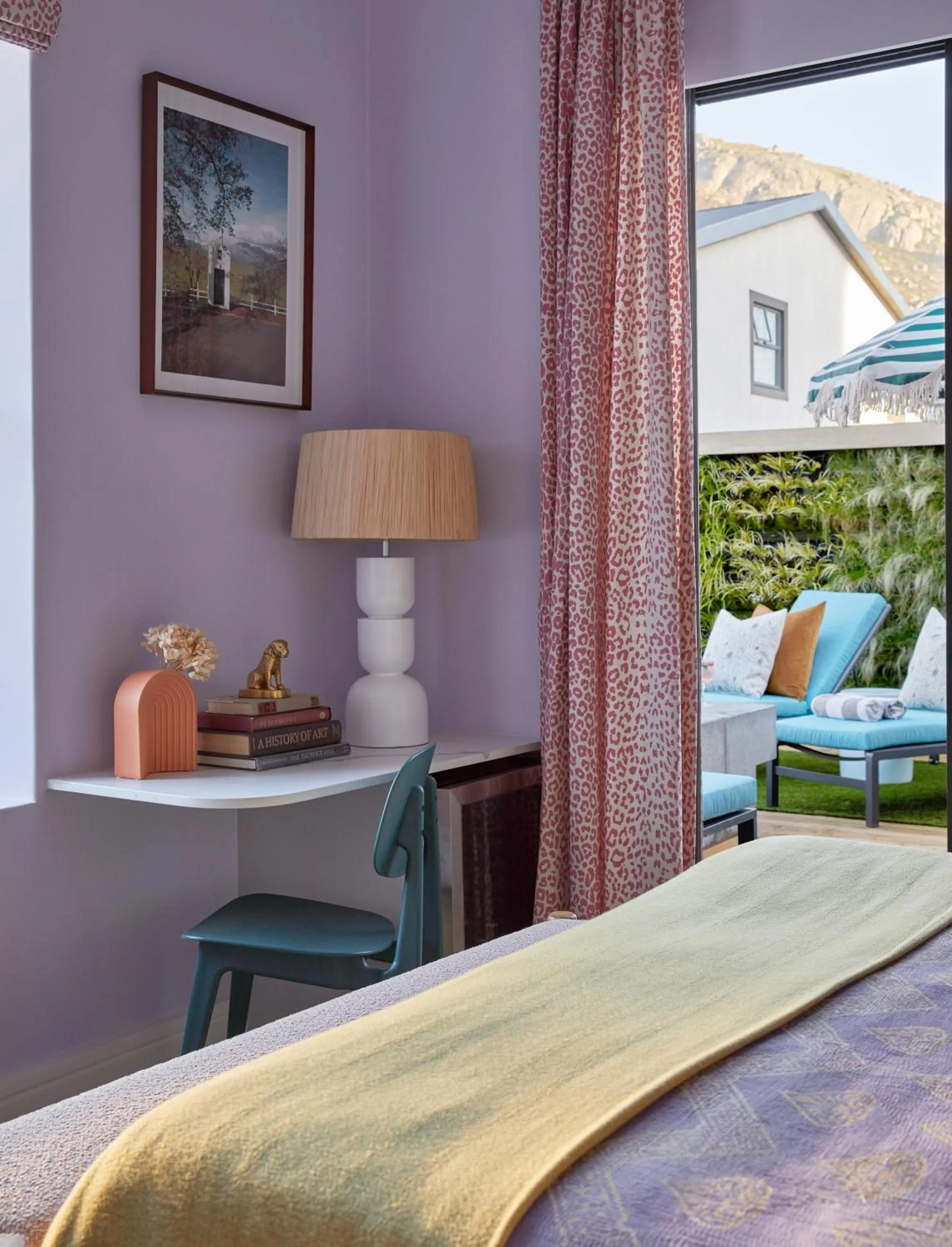 Bedroom, Bed in Pineapple House Boutique Hotel