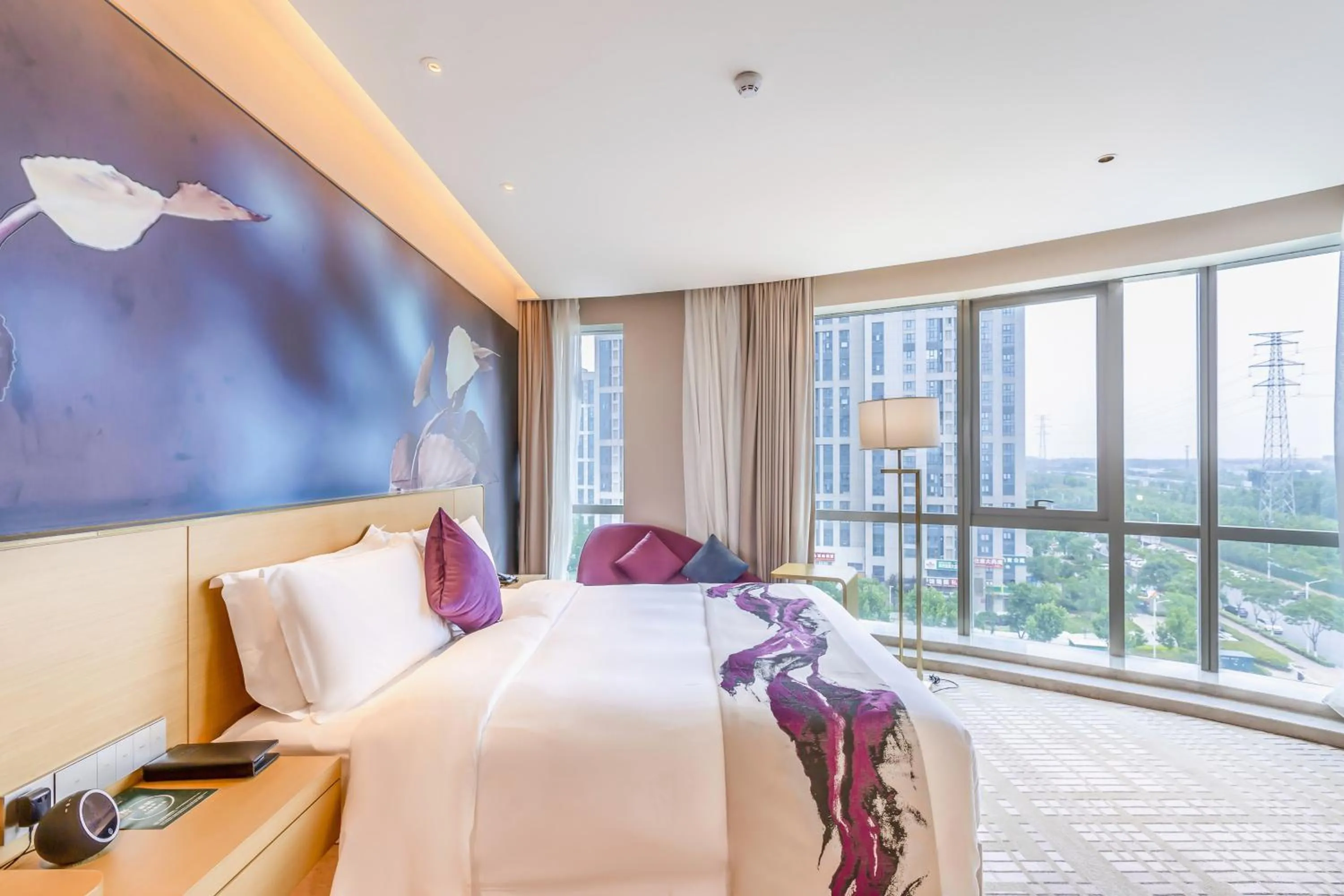 Bed in Novotel Zhengzhou Airport