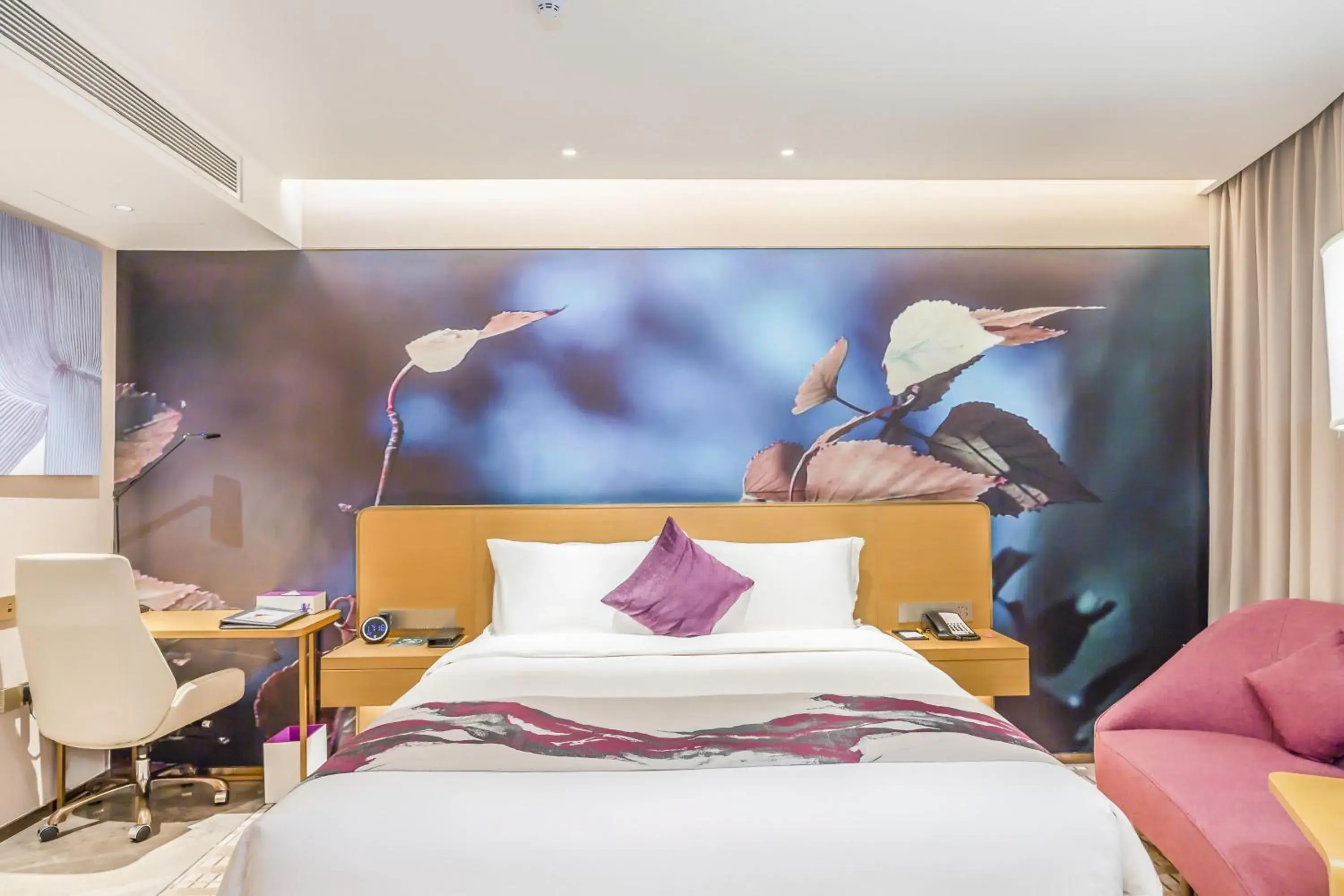 Superior King Room in Novotel Zhengzhou Airport Superior King Room in Novotel Zhengzhou Airport