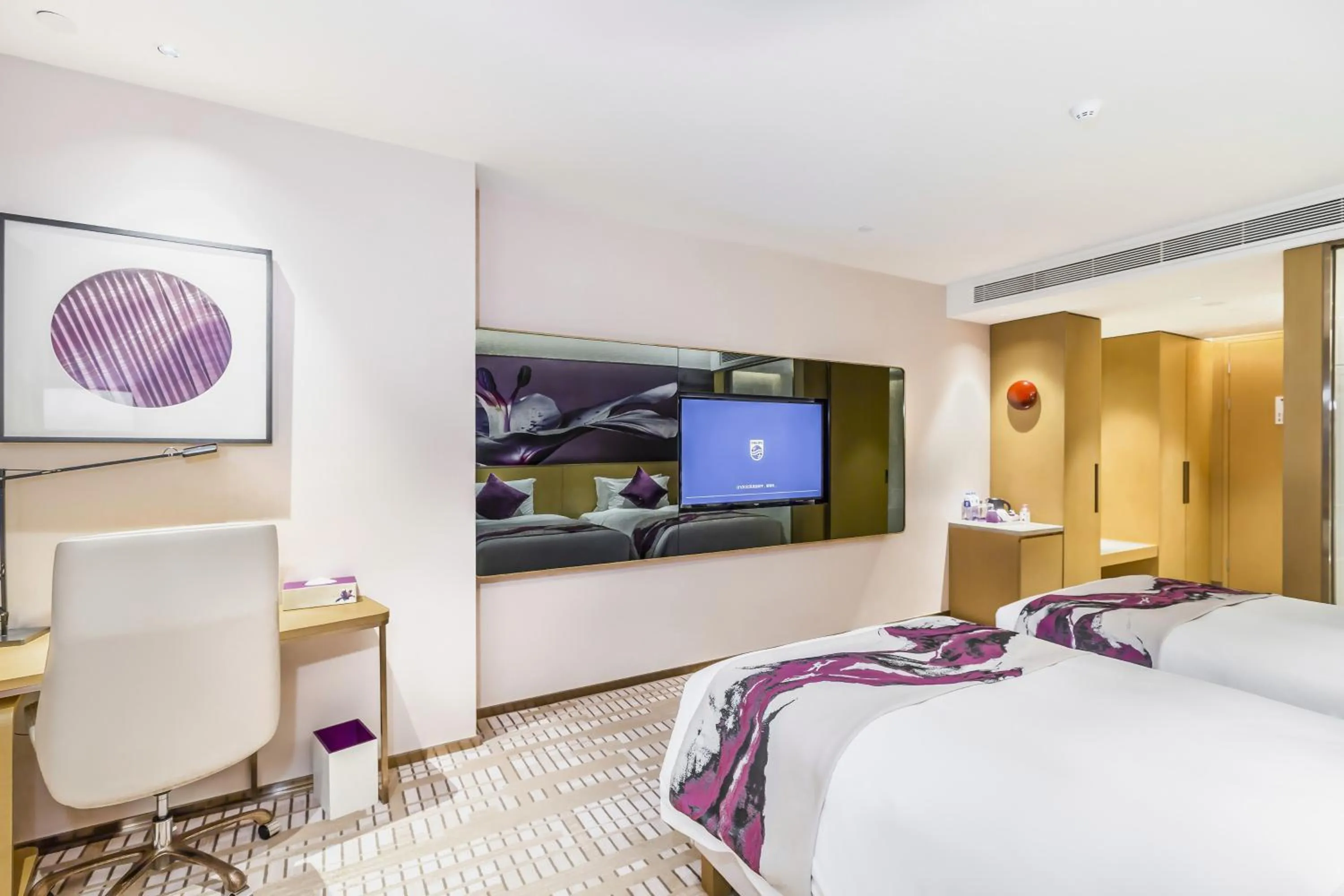 Bed in Novotel Zhengzhou Airport