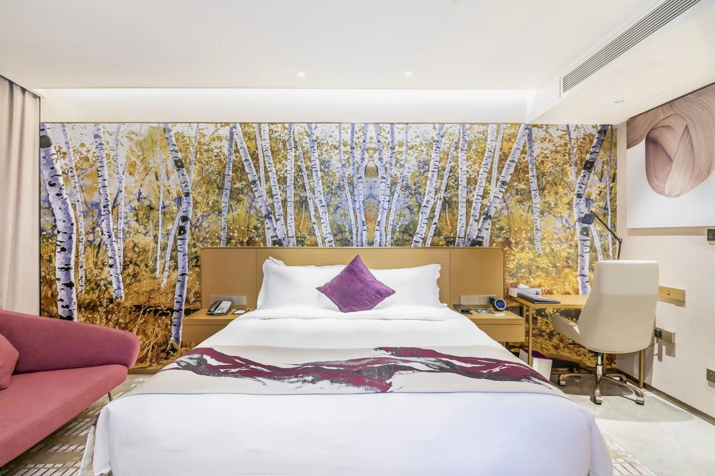 Bed in Novotel Zhengzhou Airport