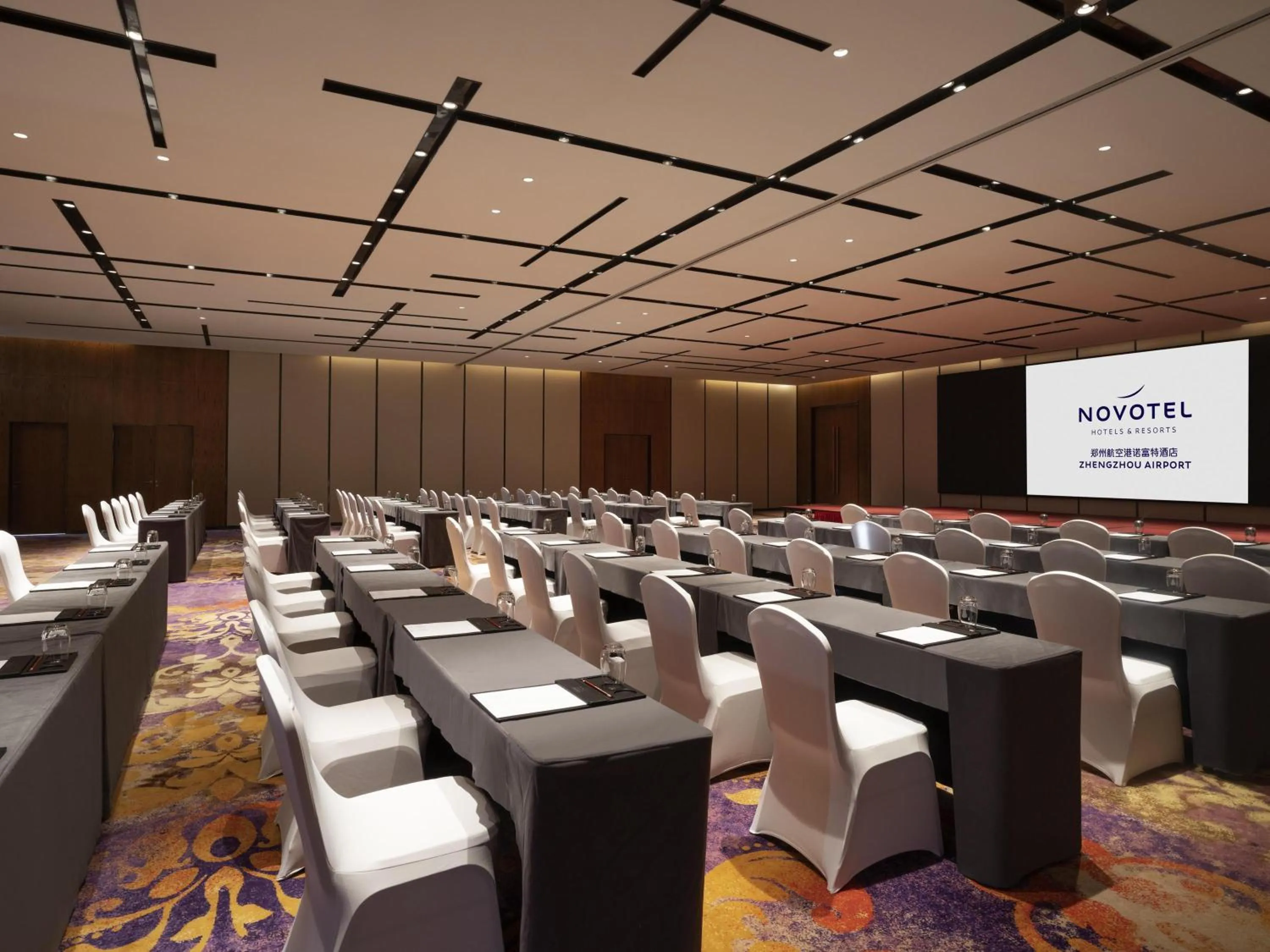 Meeting/conference room in Novotel Zhengzhou Airport