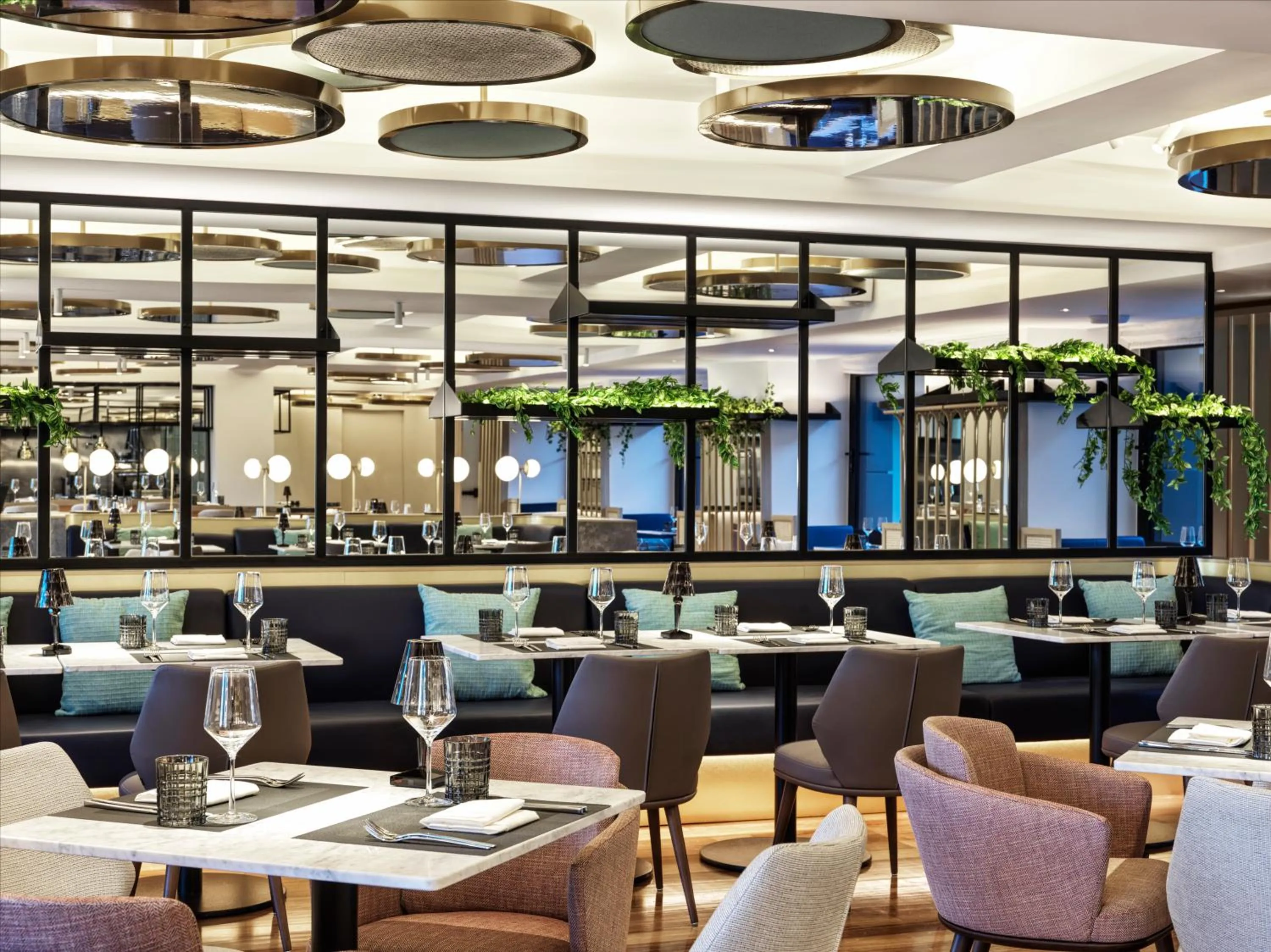 Restaurant/places to eat in Athens Capital Center Hotel - MGallery Collection