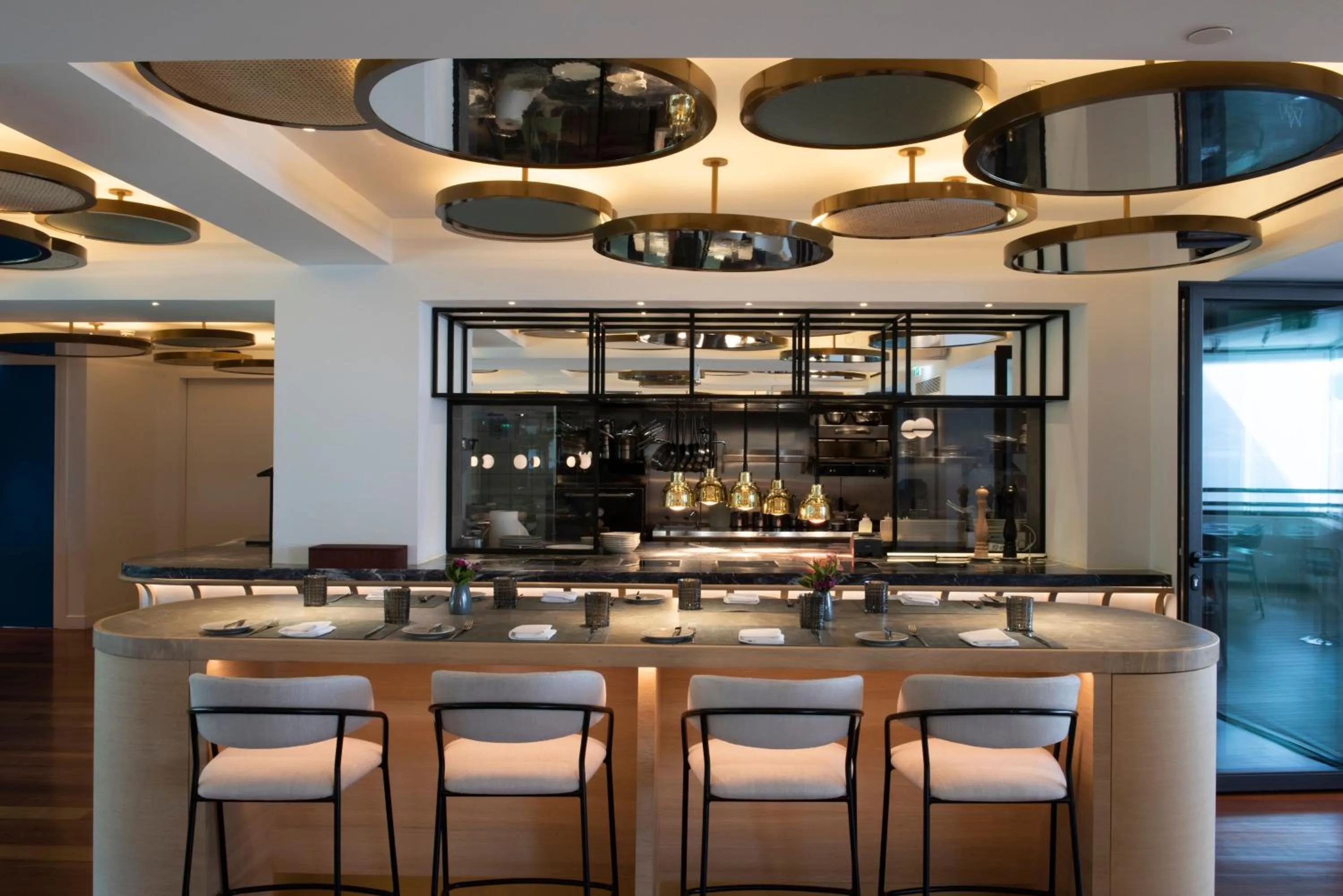 Restaurant/places to eat in Athens Capital Center Hotel - MGallery Collection