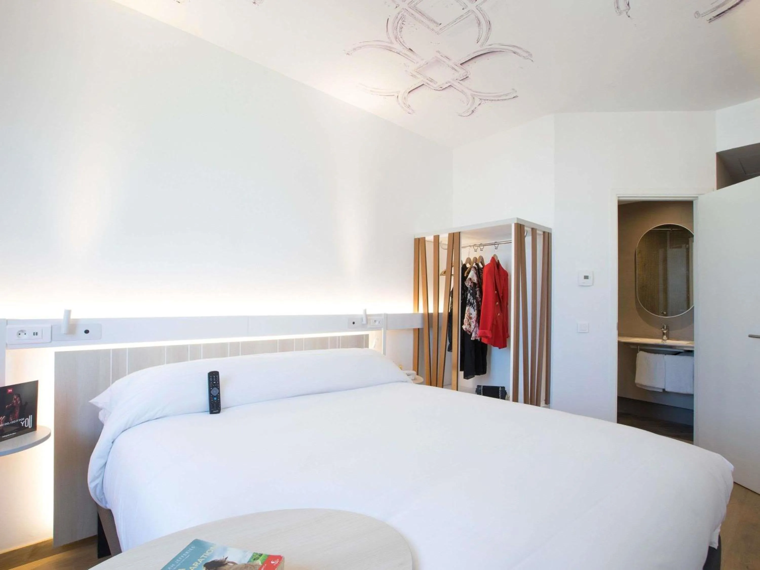 Bedroom, Bed in Ibis Abdelmoumen Casa Centre