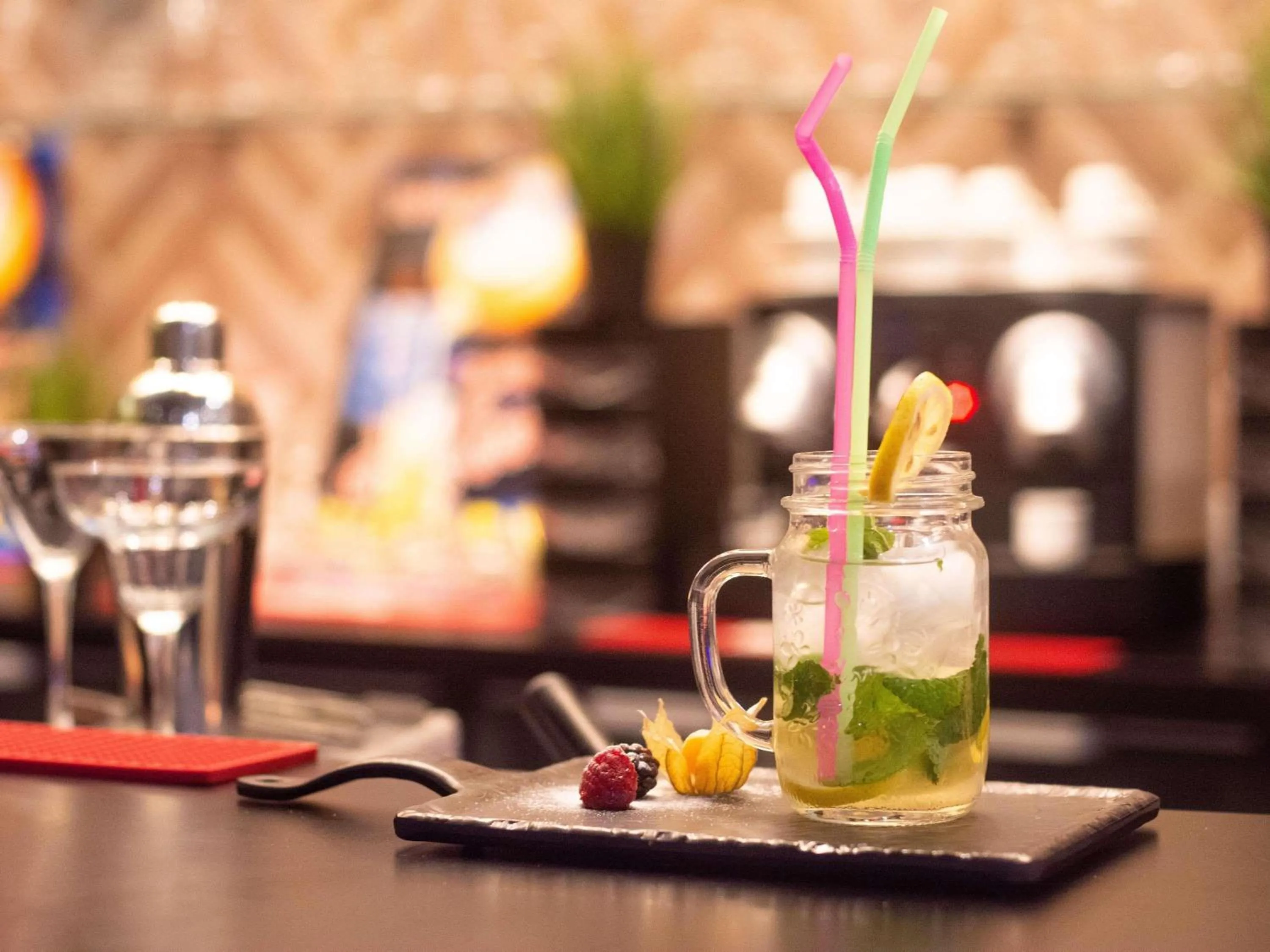 Lounge or bar in Ibis Abdelmoumen Casa Centre