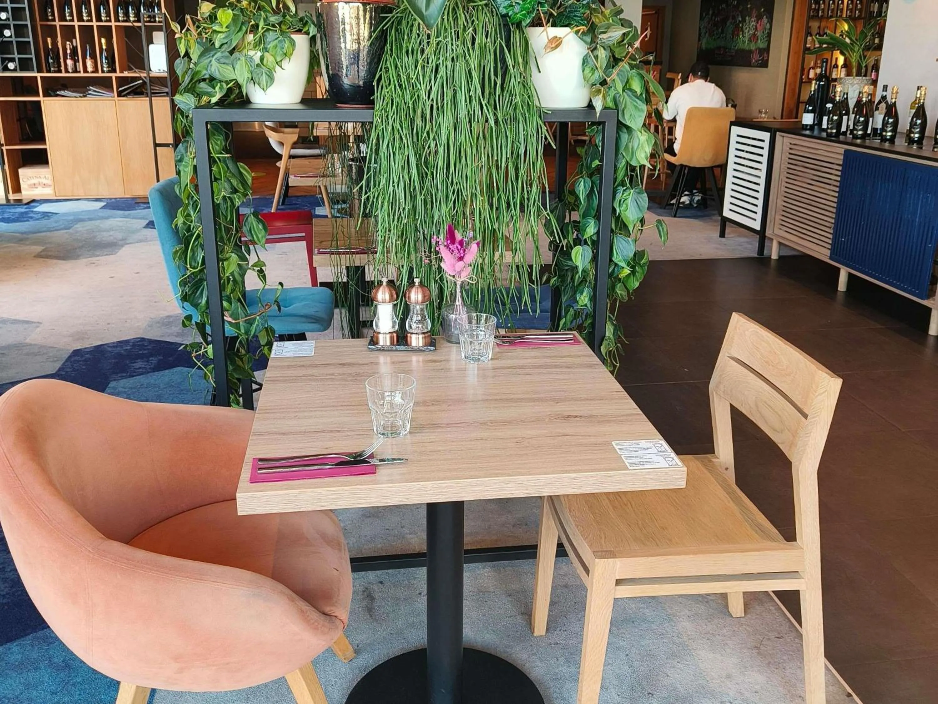 Restaurant/places to eat in ibis styles Bolesławiec