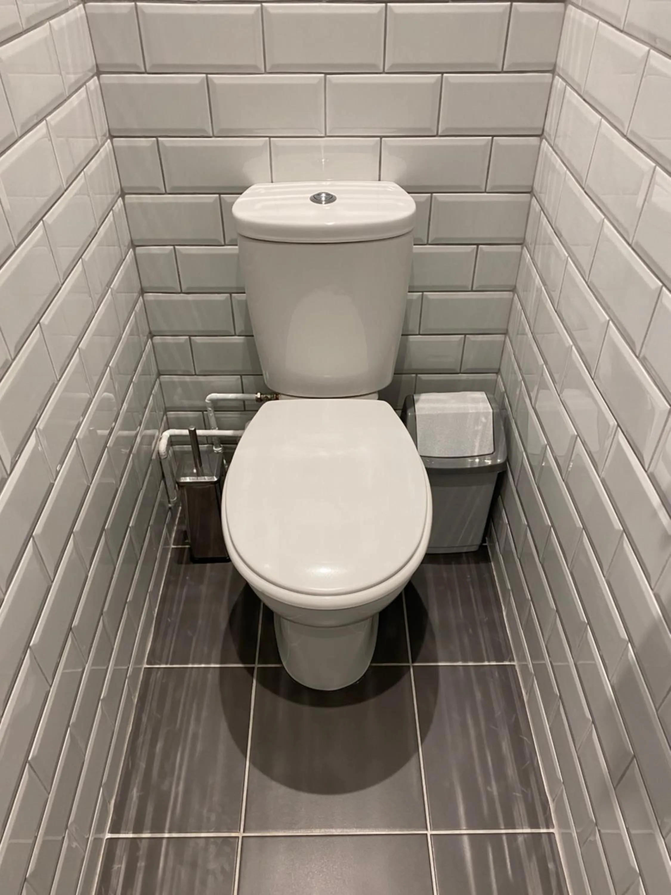 Toilet in Apollo Guest House