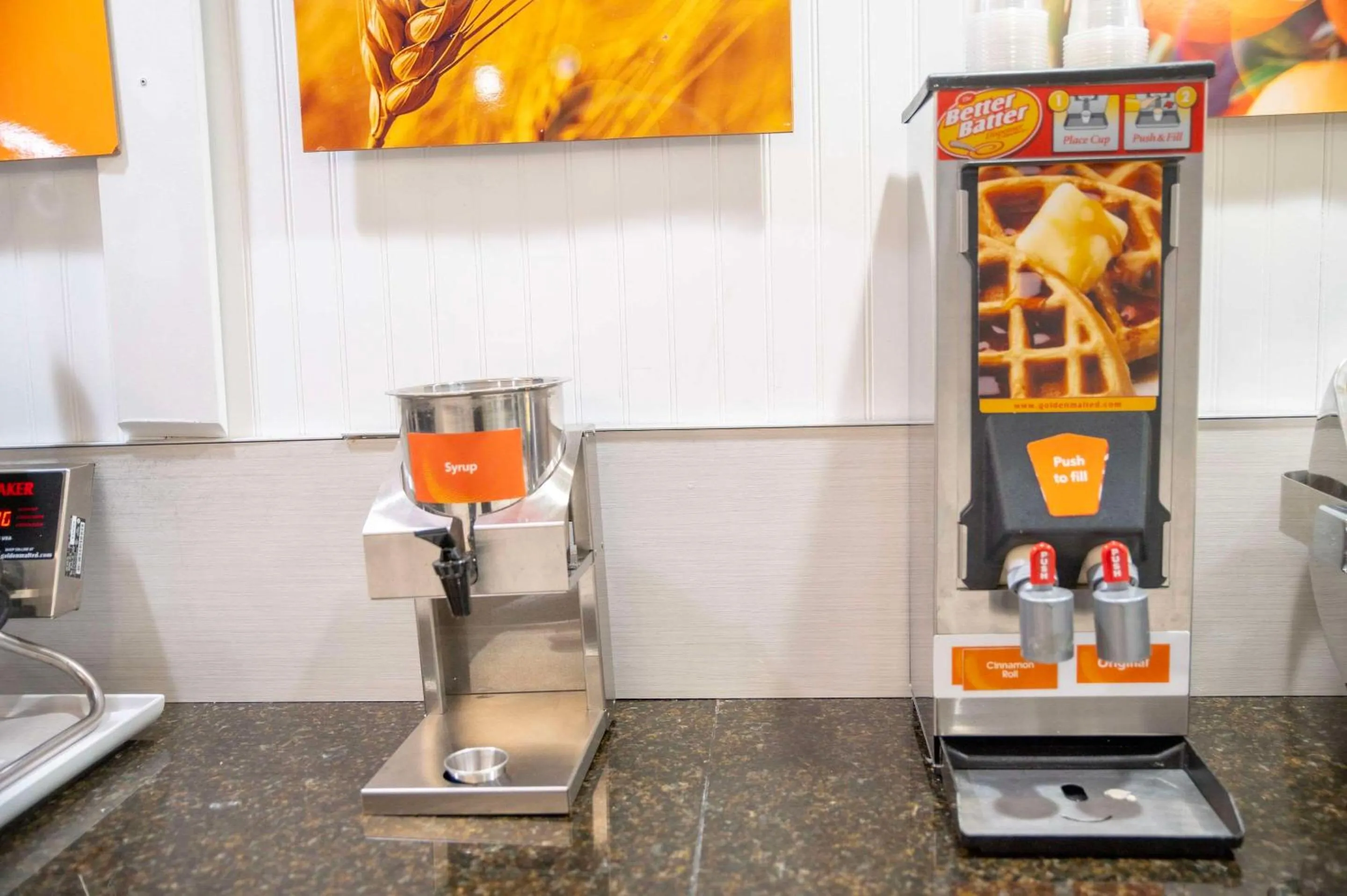 Breakfast in Comfort Inn Hyannis - Cape Cod