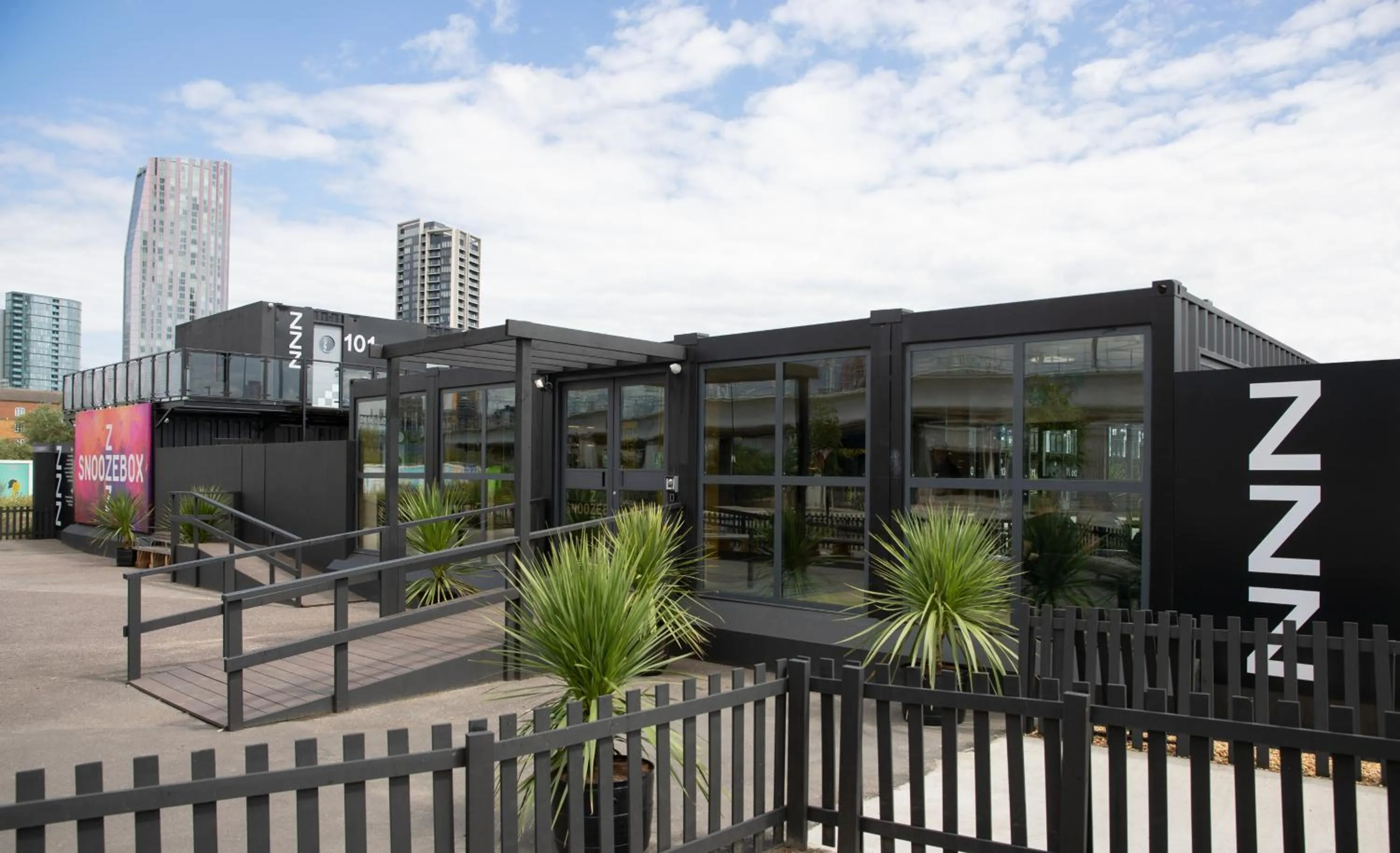 Lobby or reception in Snoozebox Olympic Park