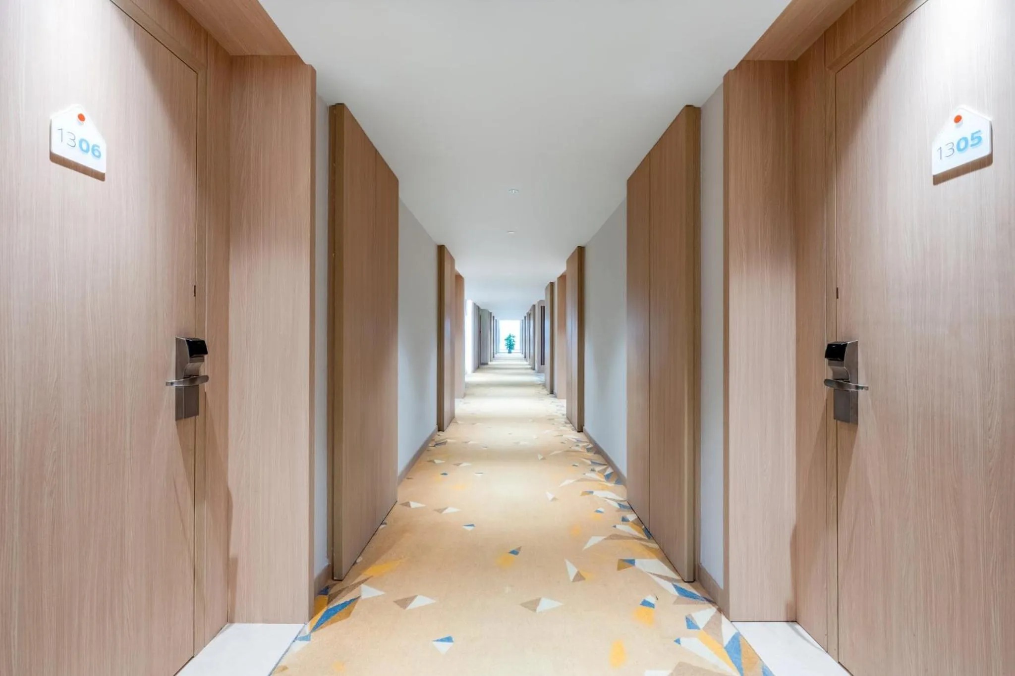 Lobby or reception in Holiday Inn Express Jiangmen Jianghai by IHG