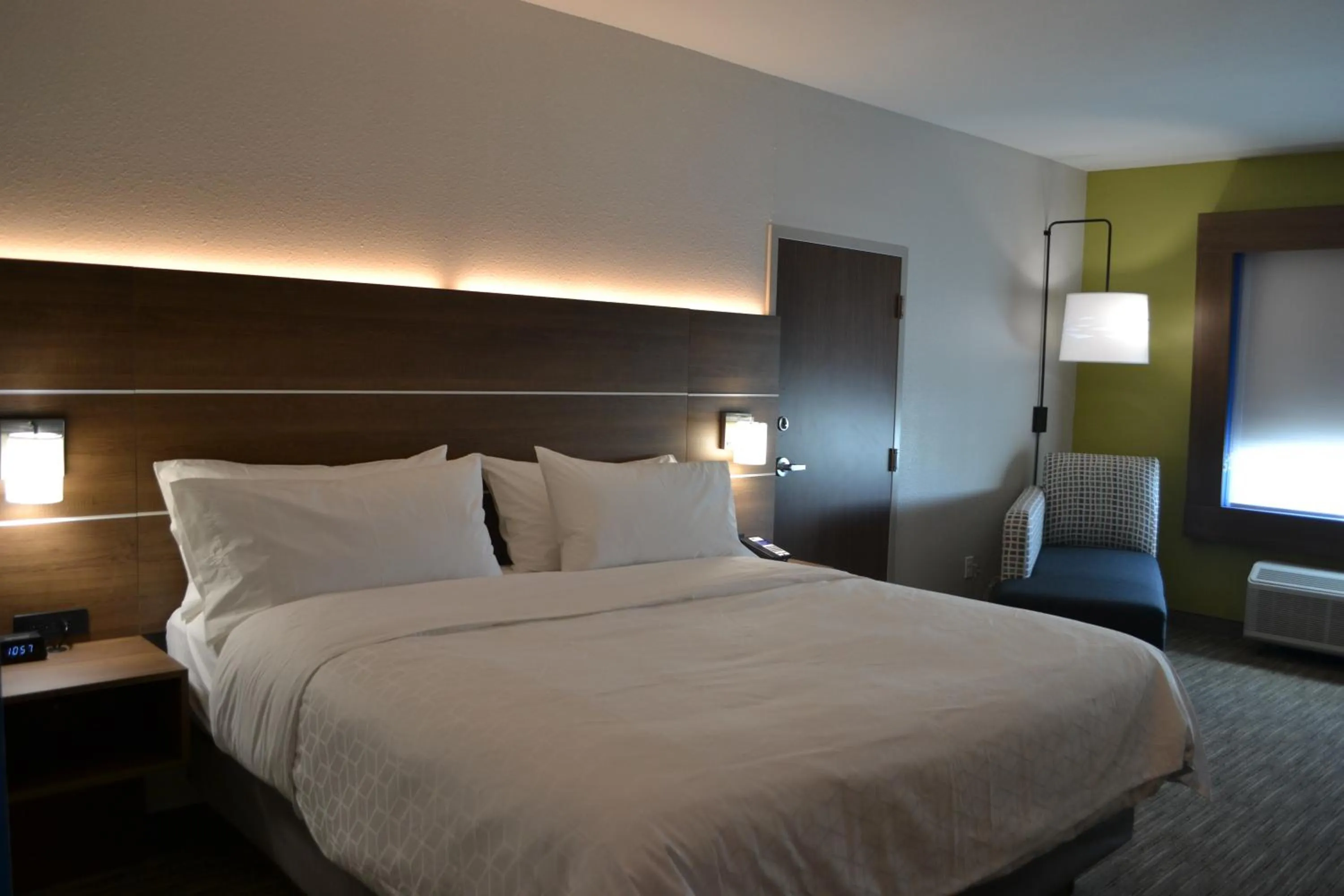 Bedroom, Bed in Holiday Inn Express Tallahassee-University Central by IHG