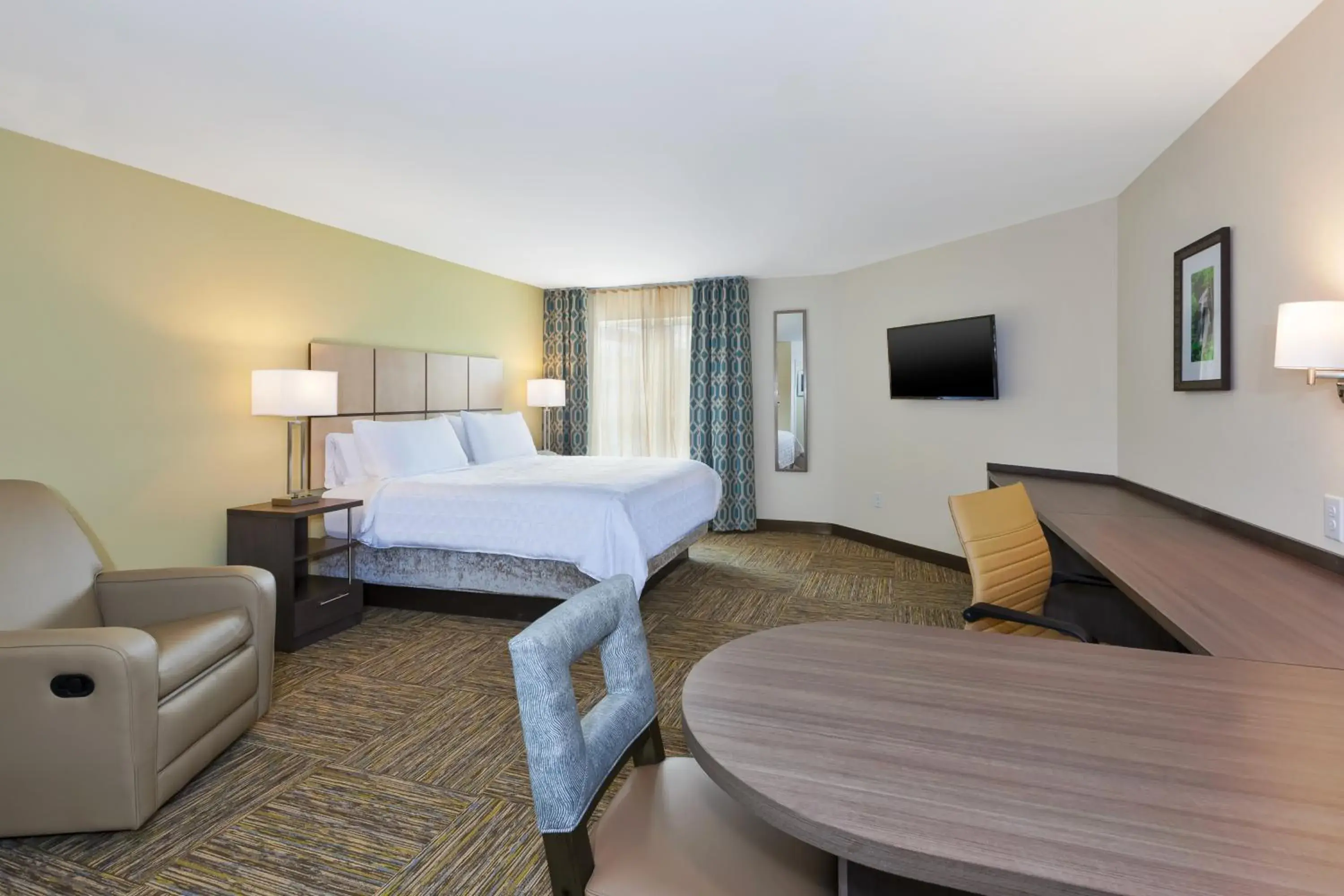 King Studio Suite - Hearing Accessible/Non-Smoking in Candlewood Suites Louisville - NE Downtown Area by IHG King Studio Suite - Hearing Accessible/Non-Smoking in Candlewood Suites Louisville - NE Downtown Area by IHG