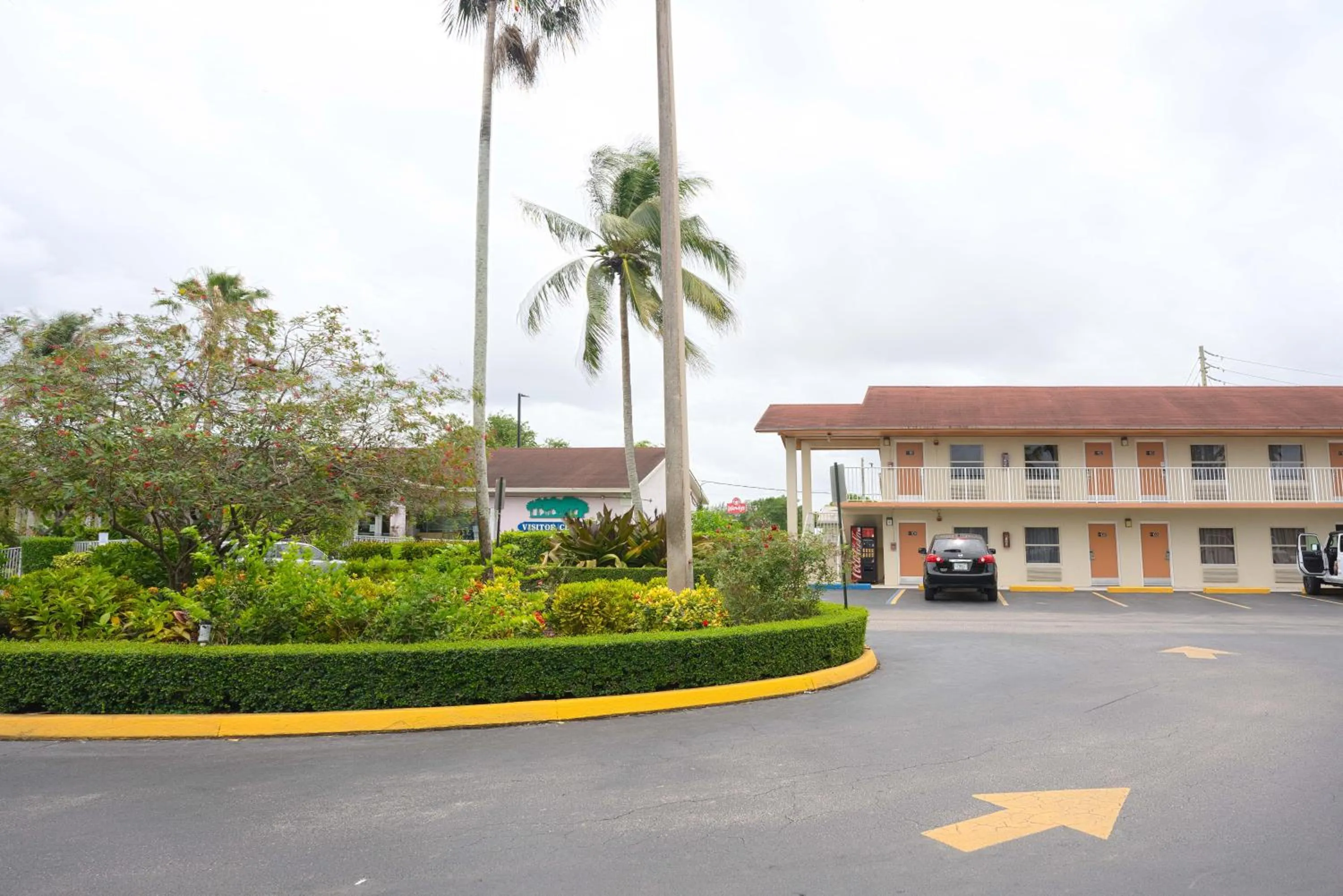 Property building in Fairway Inn Florida City Homestead Everglades