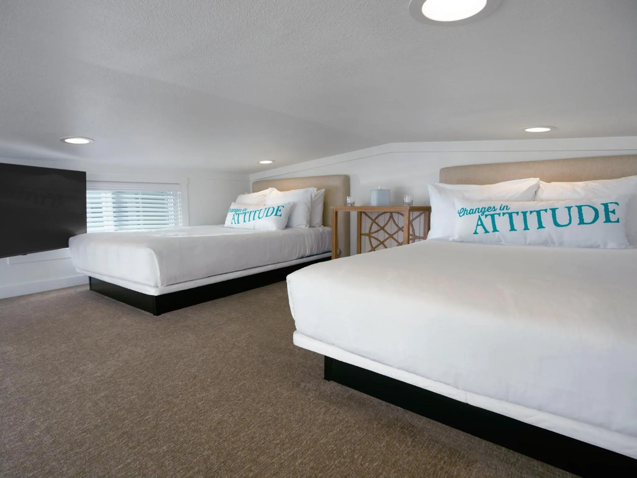 Bed in Margaritaville Lake Resort, Lake Conroe