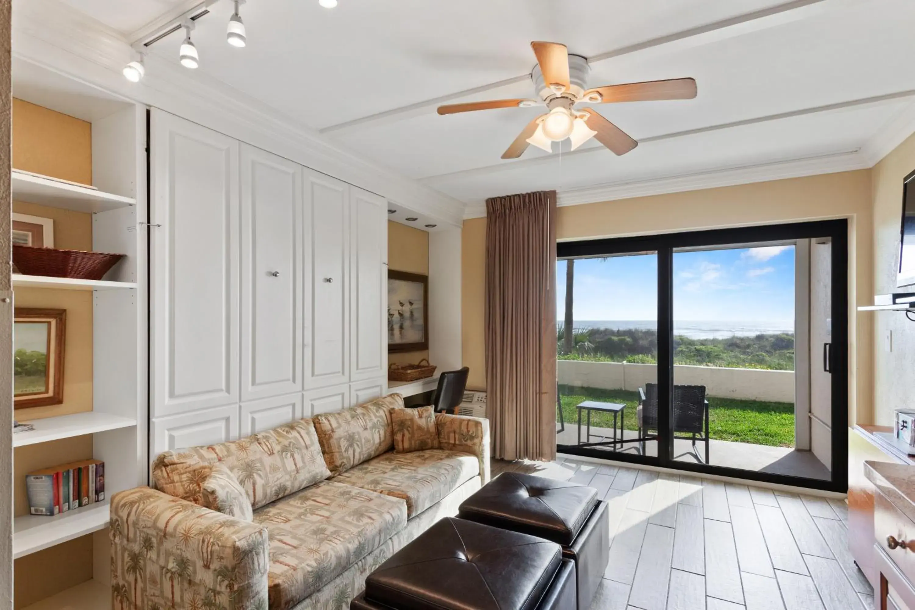 Suite 2 in Beacher's Lodge Suite 2 in Beacher's Lodge