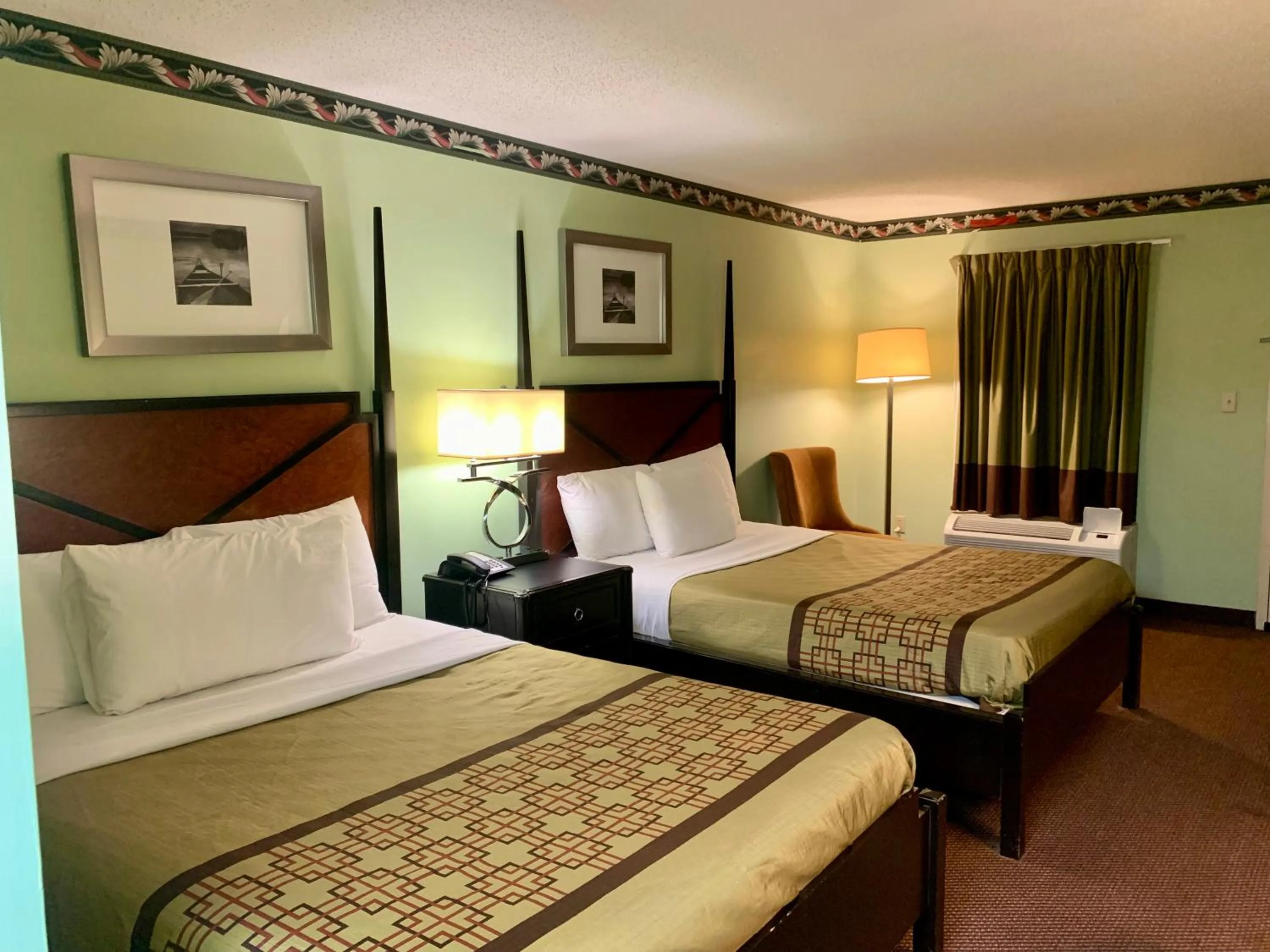 Bed in Executive Inn Chester