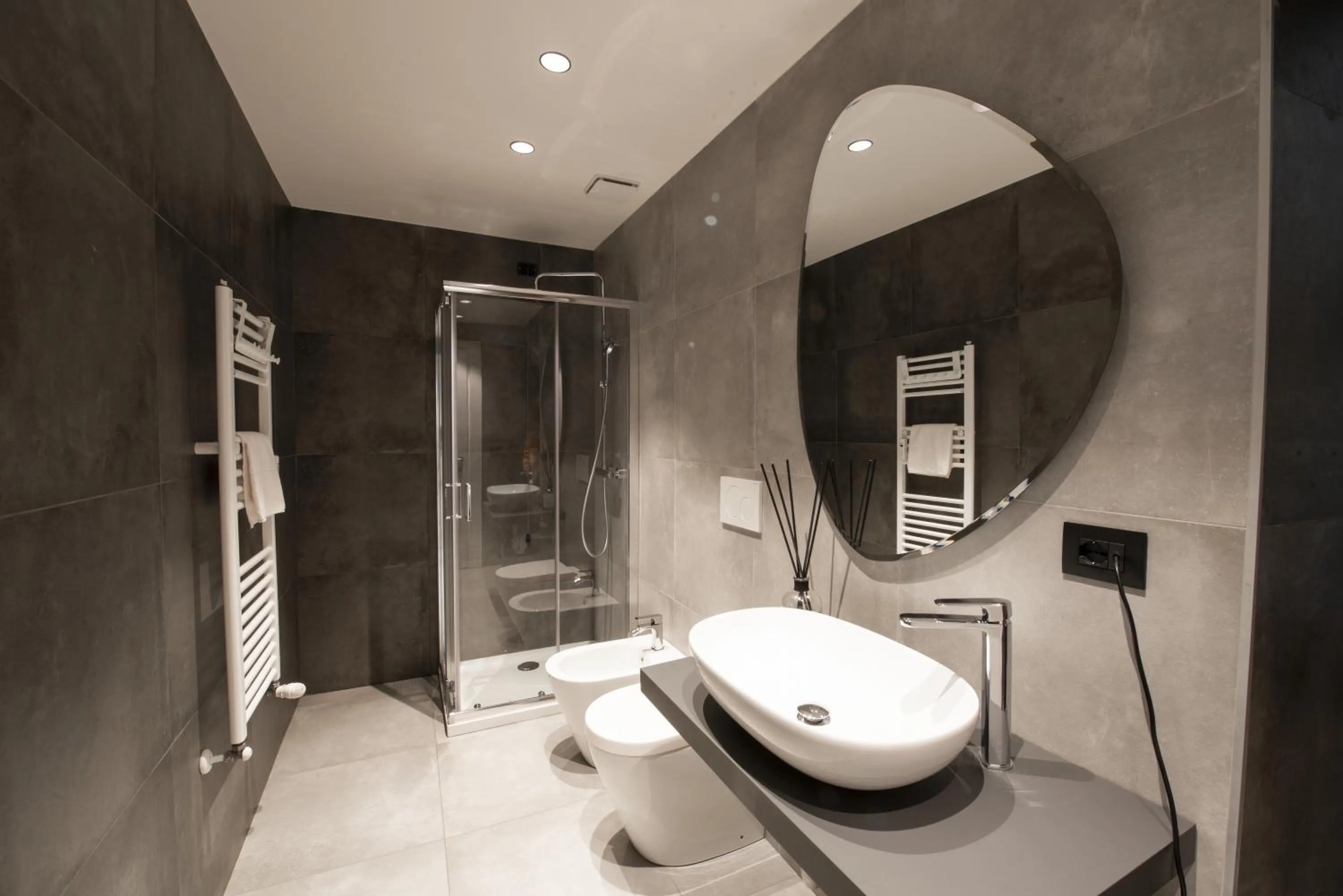 Shower in San Carlo Suite Torino
