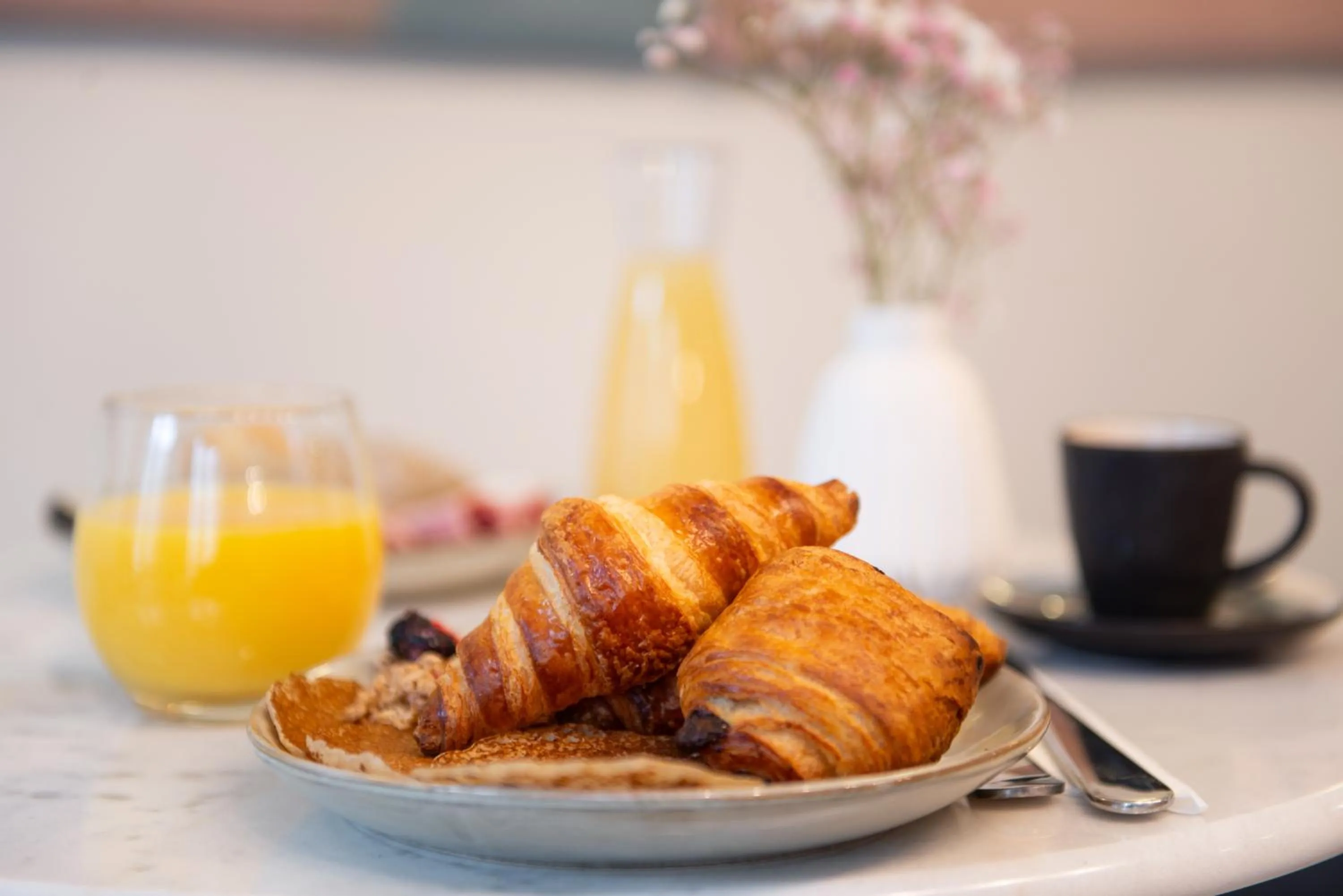 Breakfast in Hôtel Avama Prony