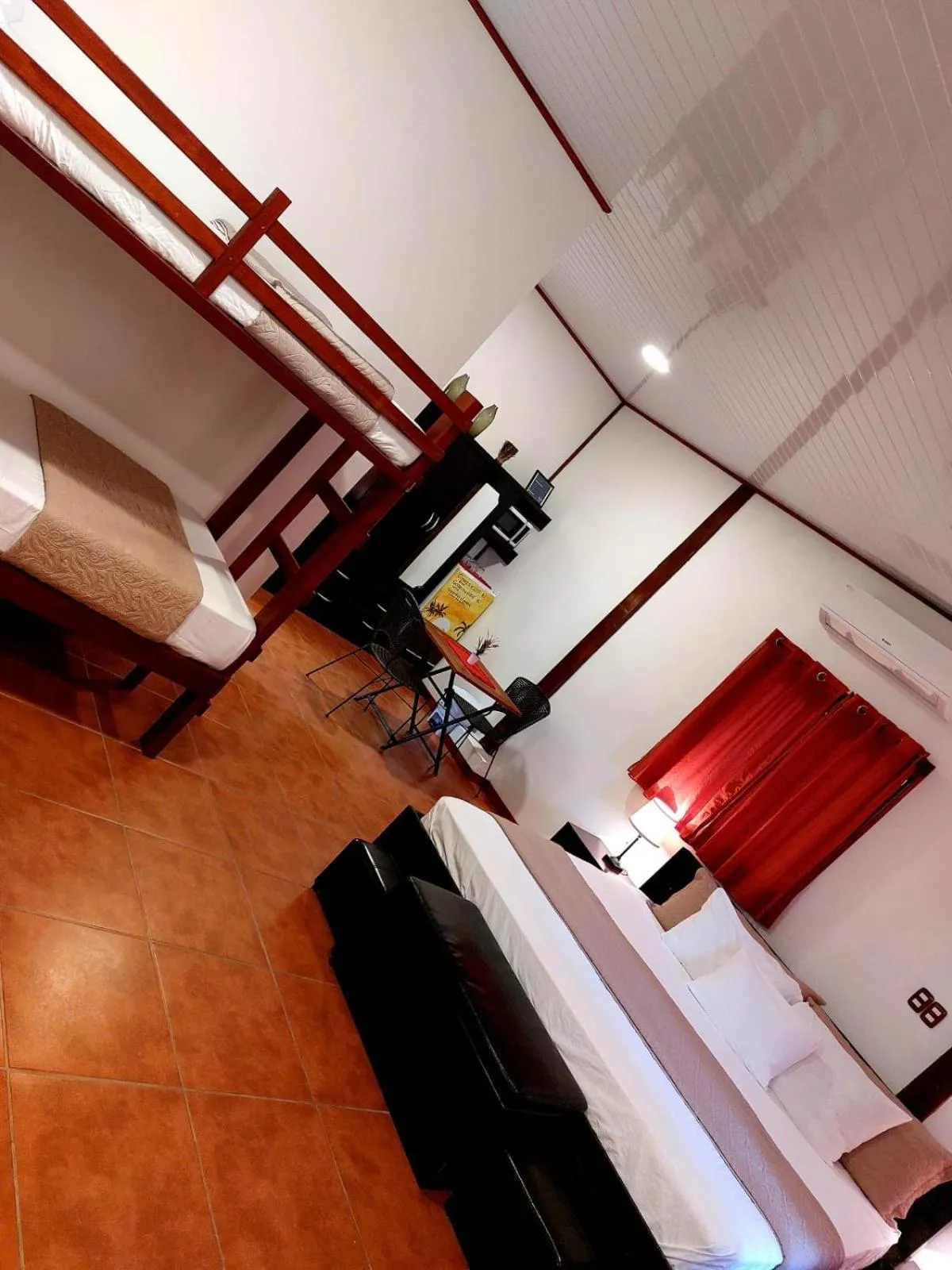 Bed in Hotel Casa Vito Beachfront