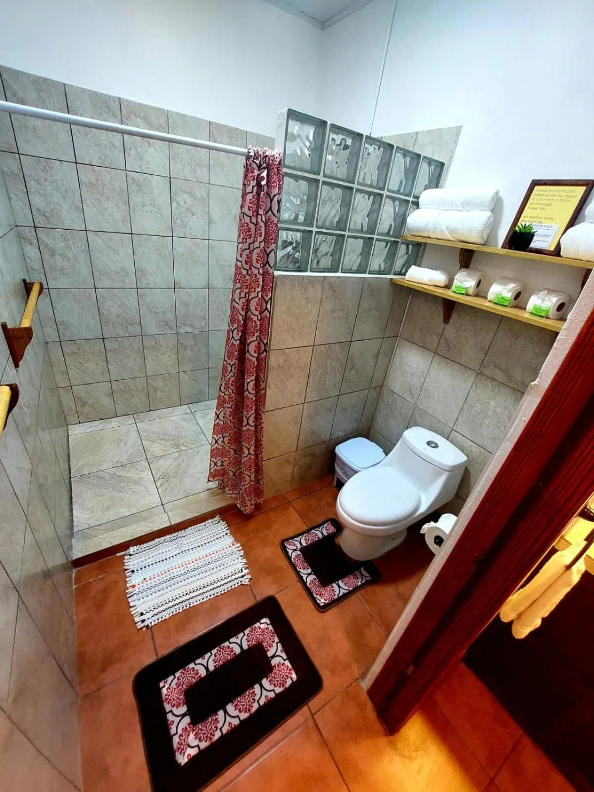 Bathroom in Hotel Casa Vito Beachfront