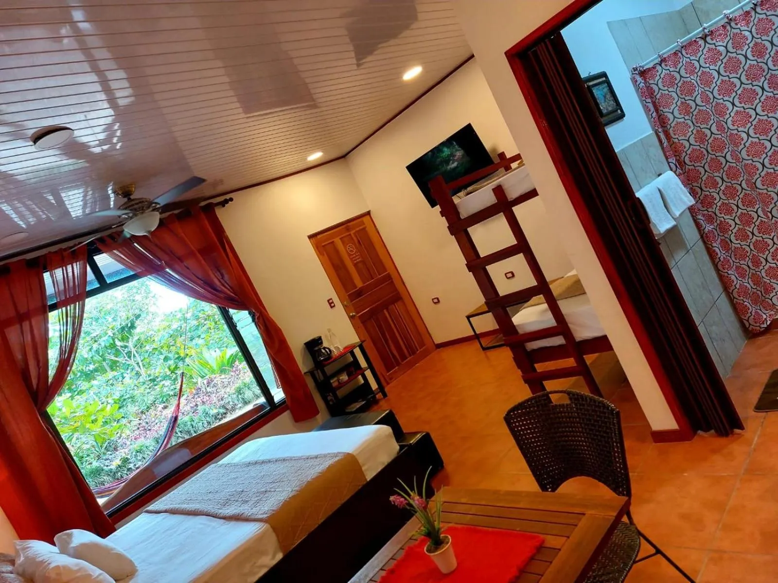 Photo of the whole room in Hotel Casa Vito Beachfront